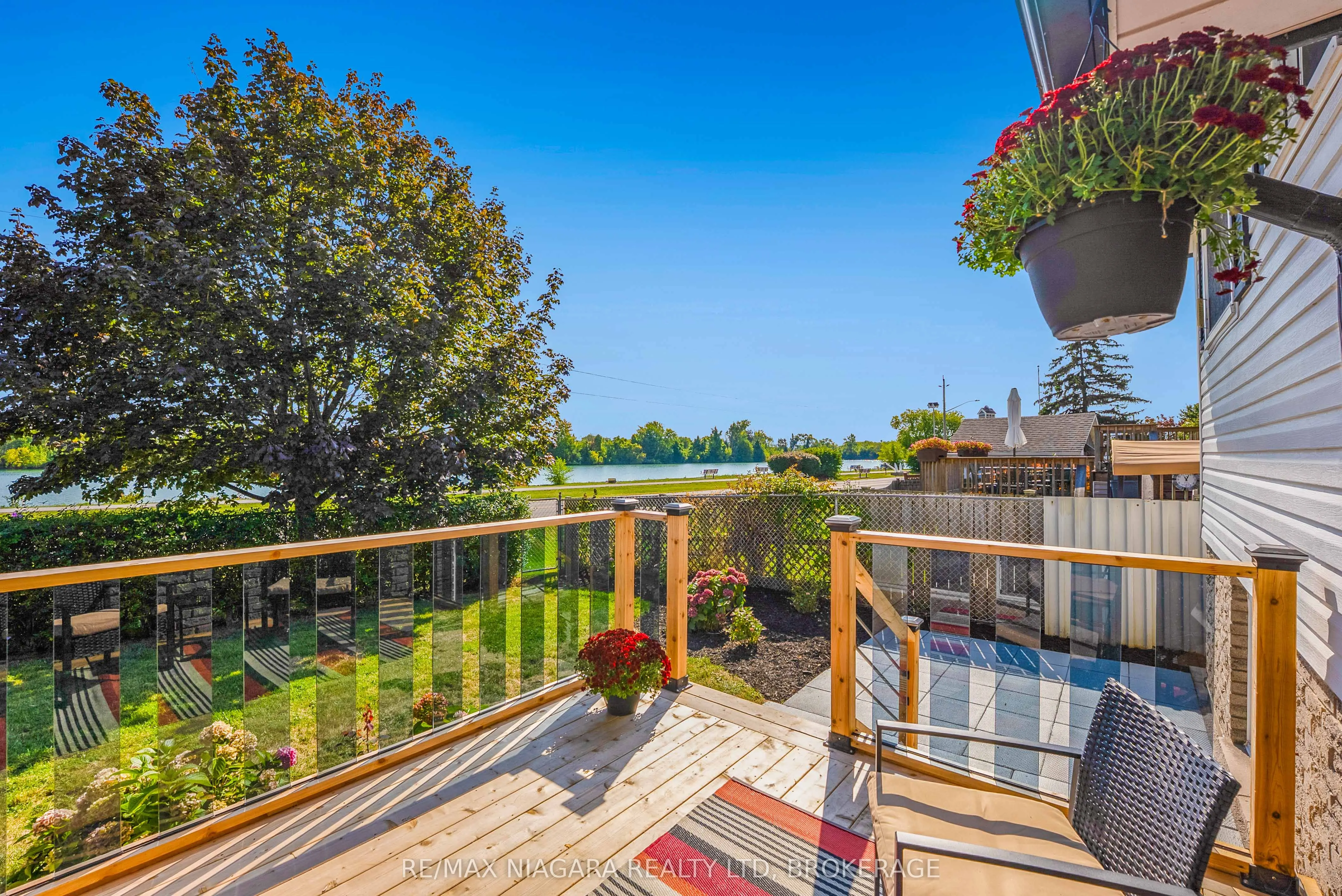 628 Bunting Road