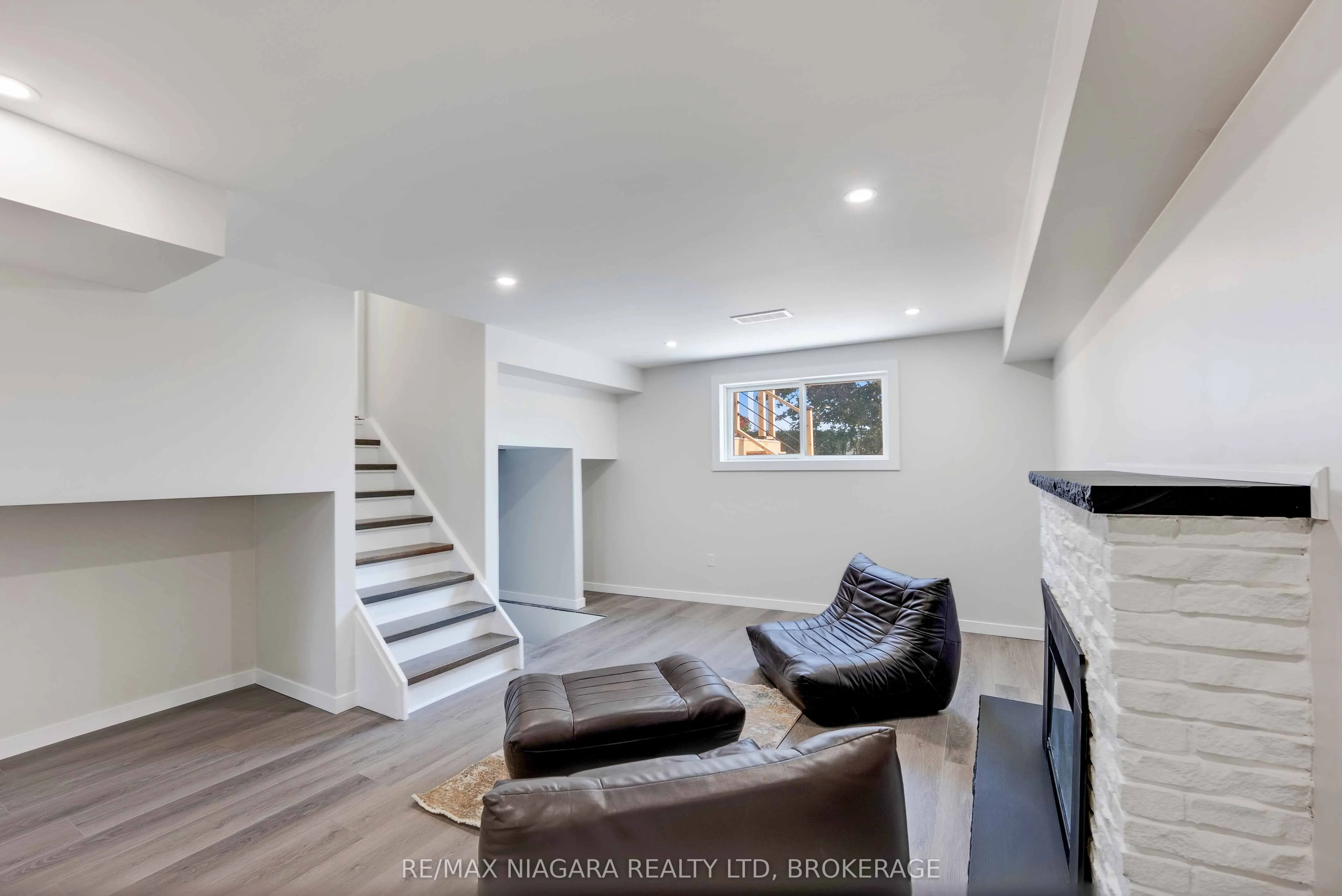 628 Bunting Road