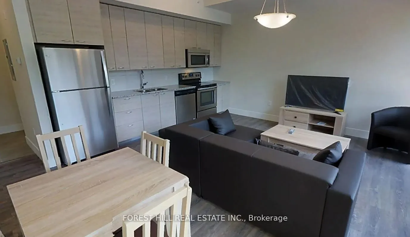 253 Albert Street, #108