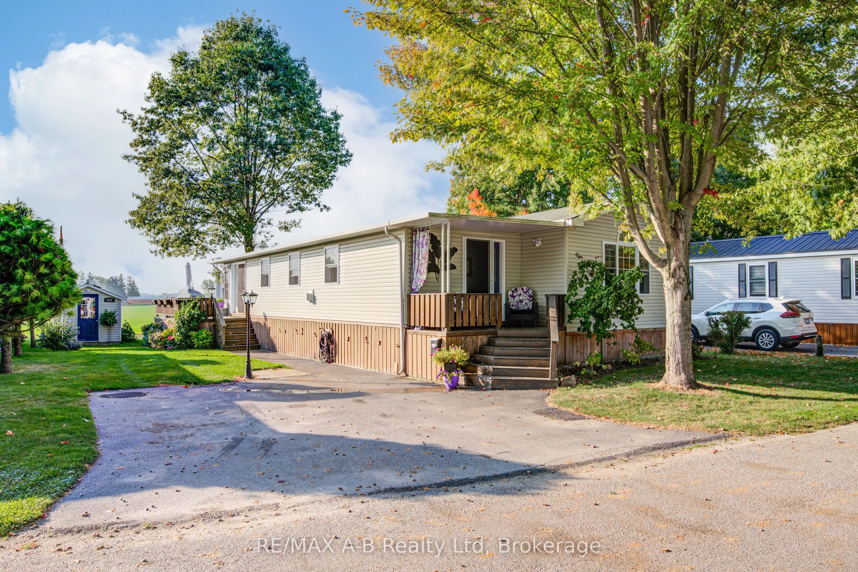 316489 31st Line, #959