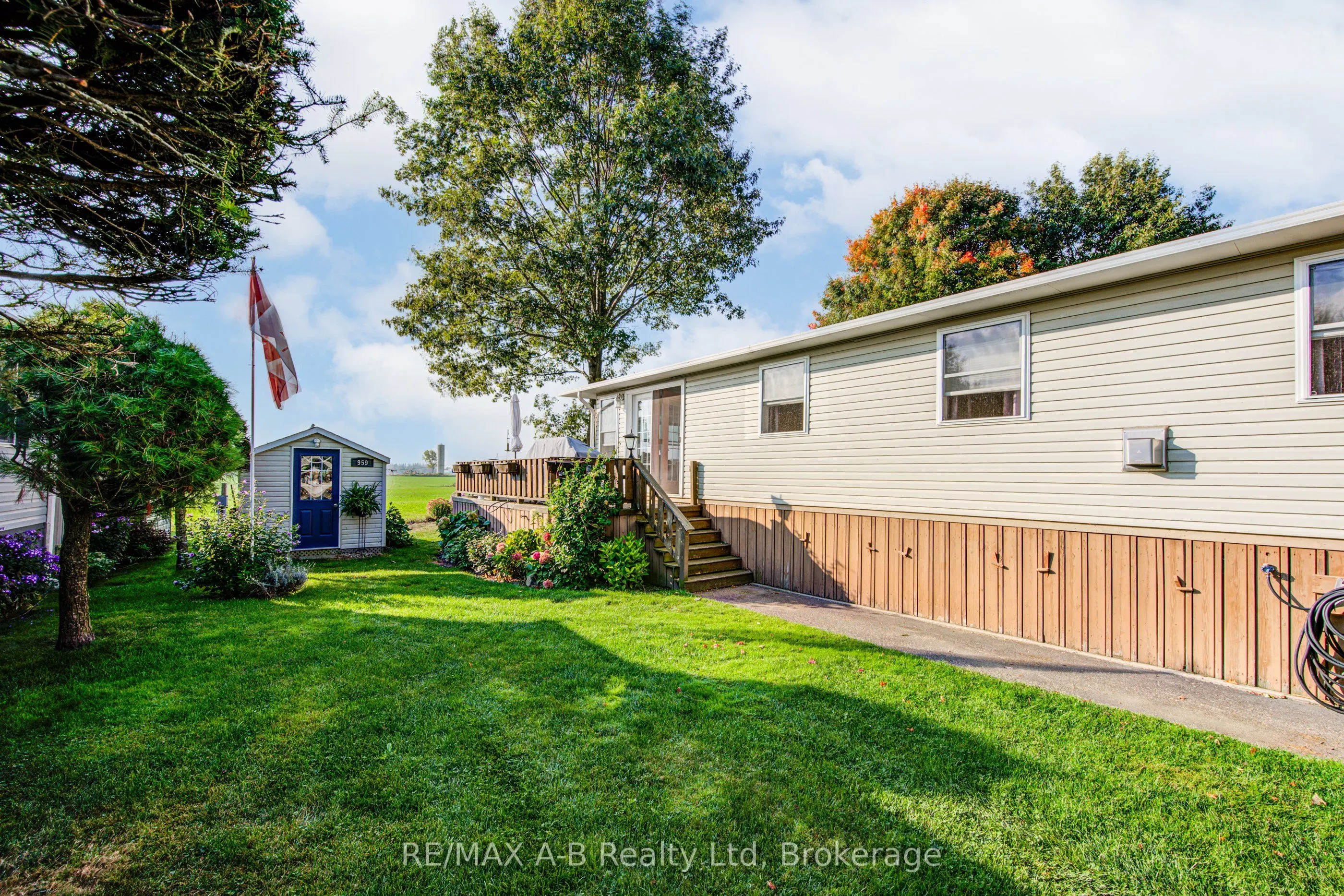 316489 31st Line, #959