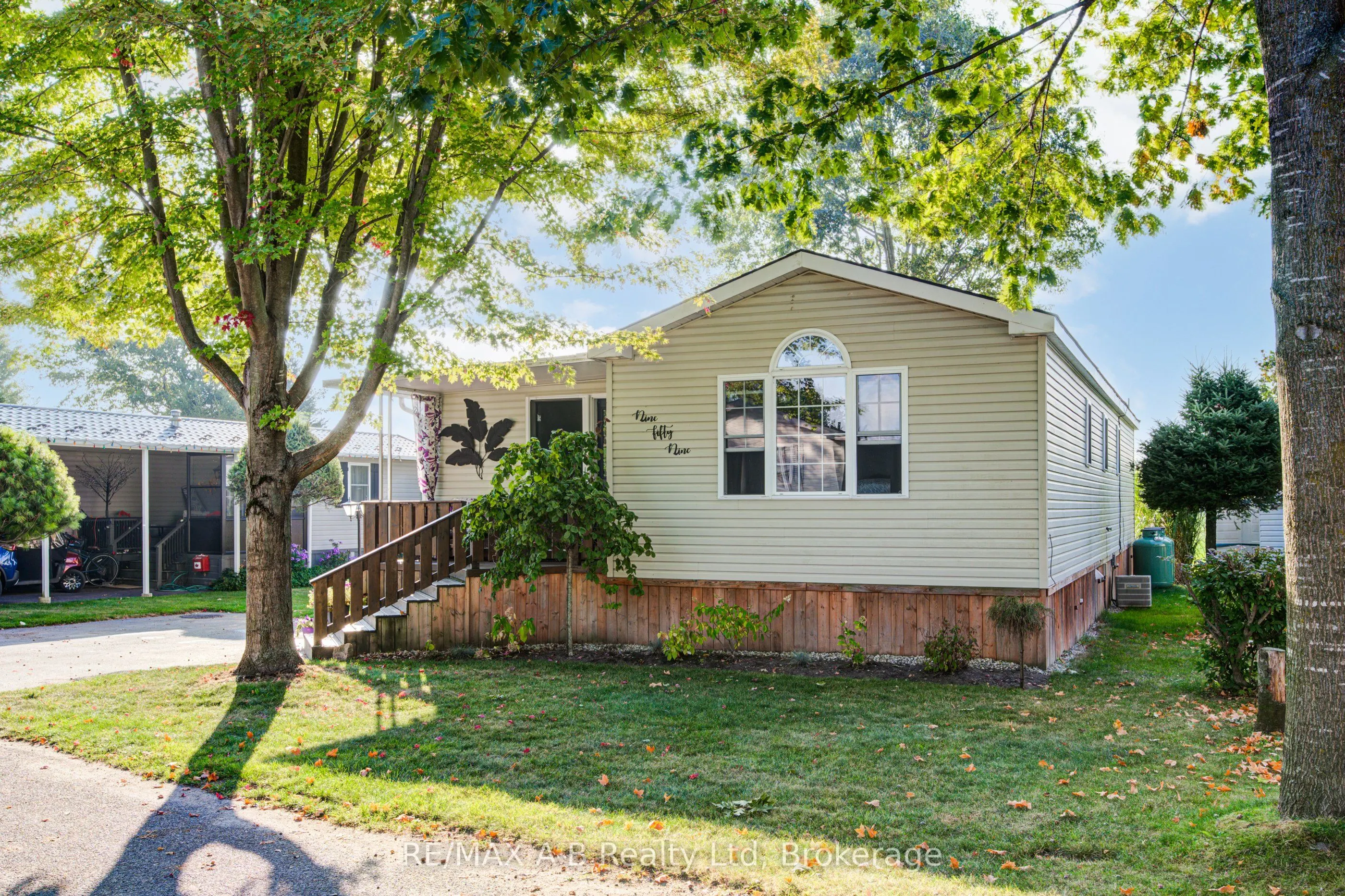 316489 31st Line, #959