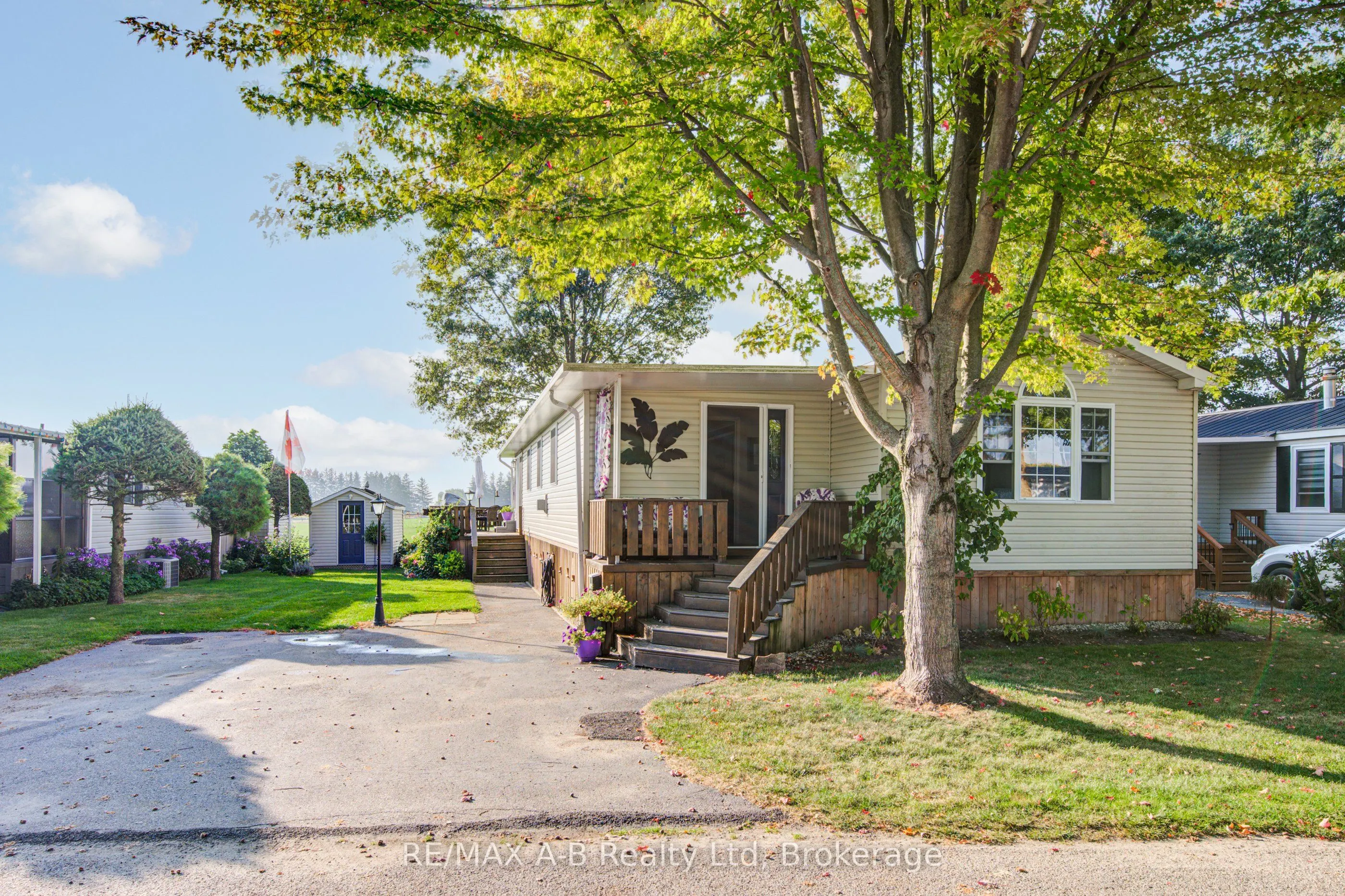 316489 31st Line, #959
