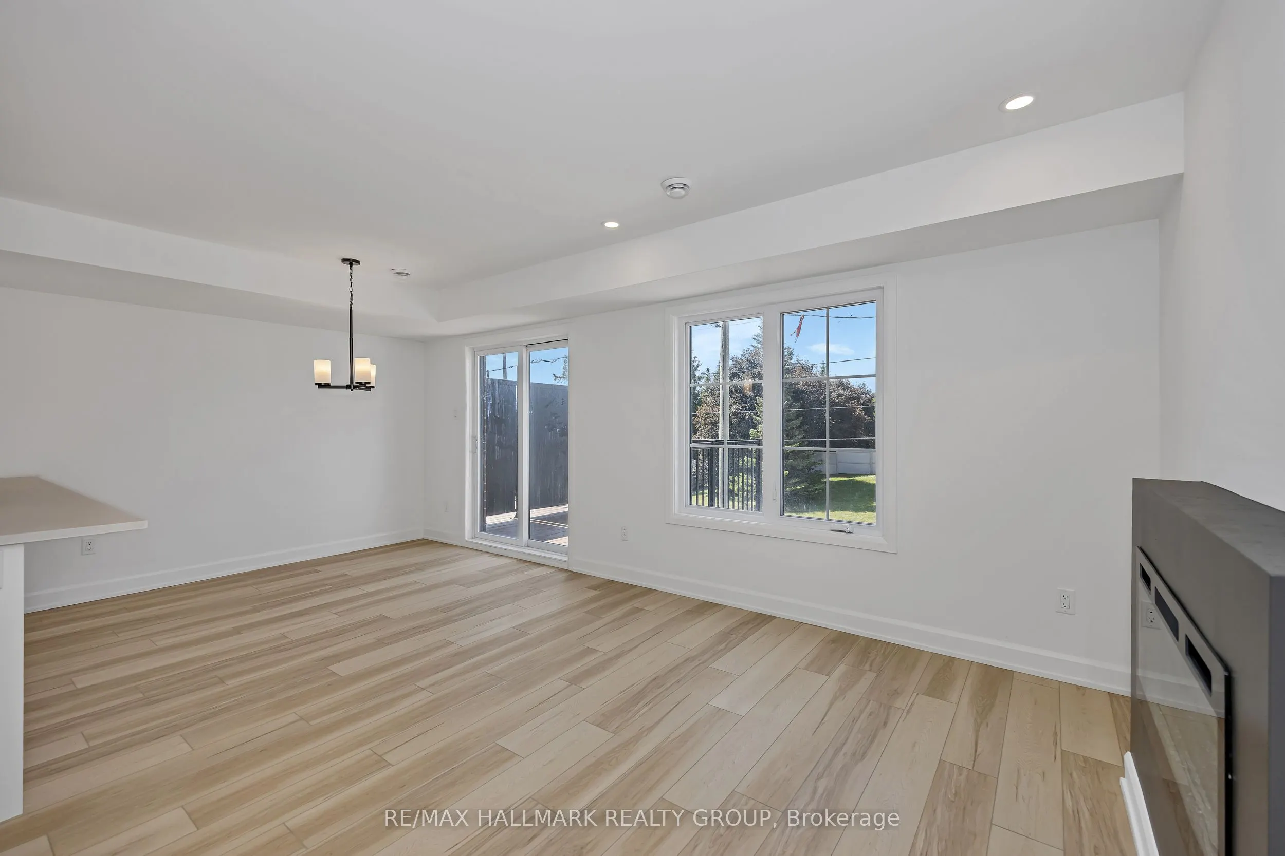6104 Renaud Rd