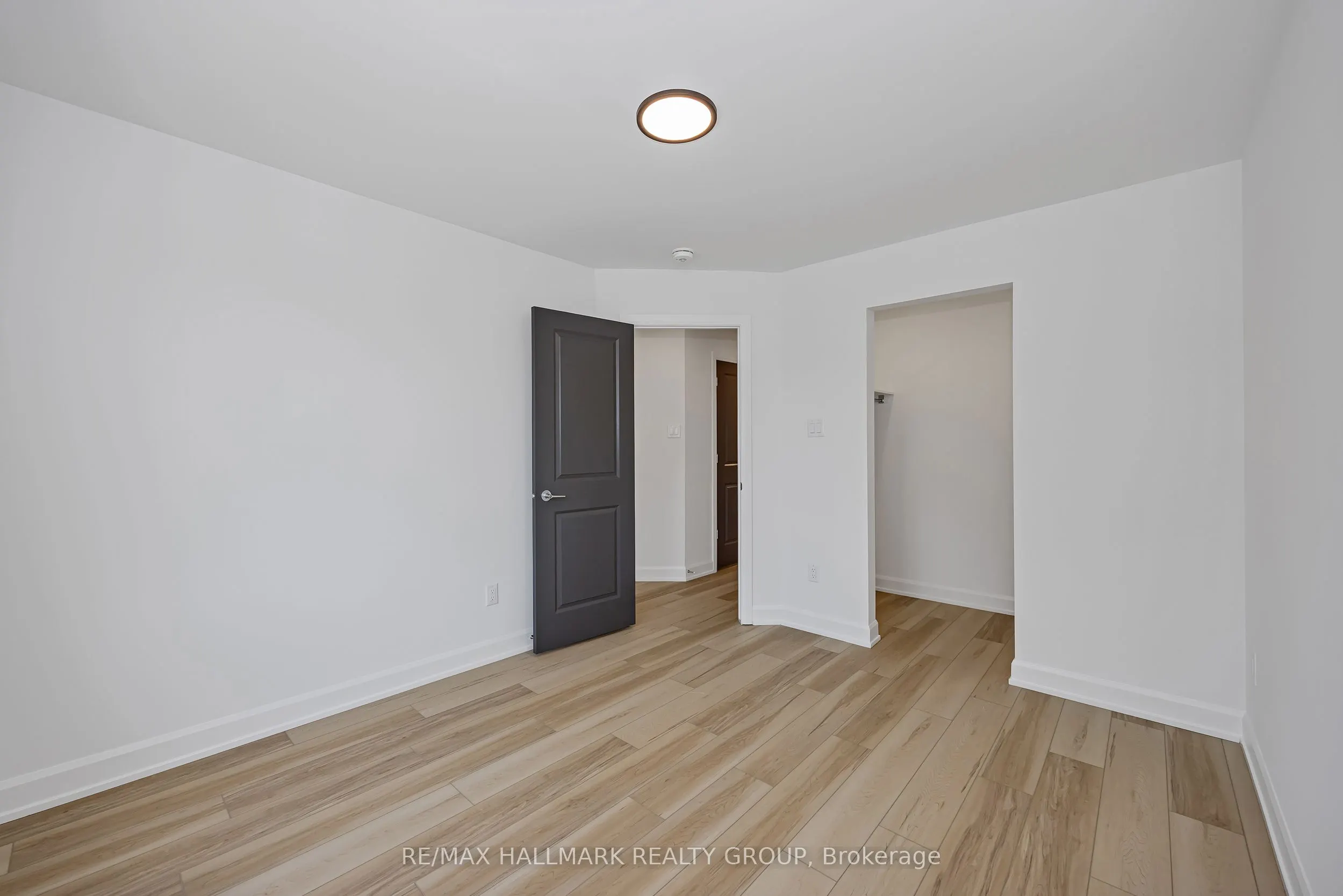 6104 Renaud Rd
