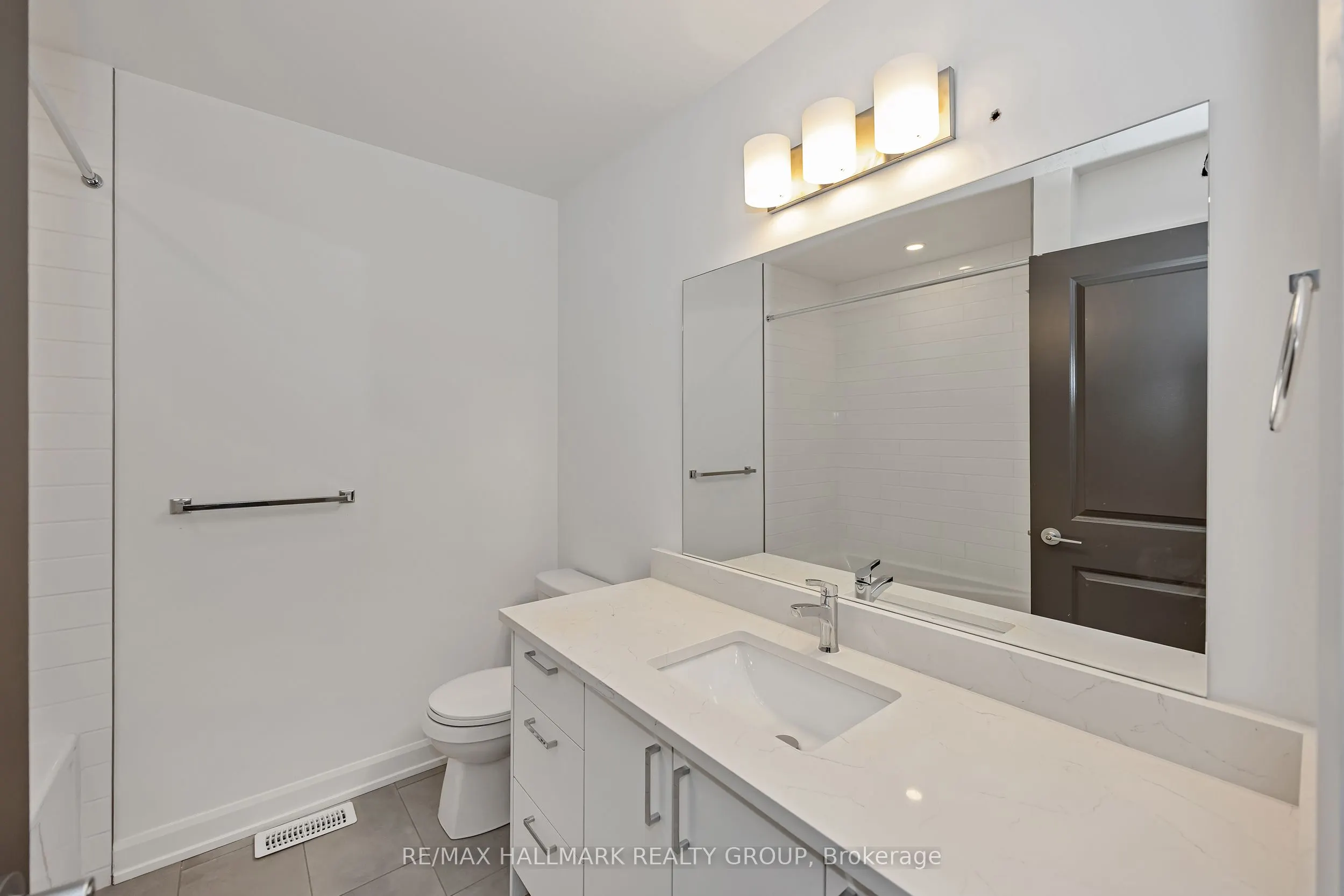 6104 Renaud Rd