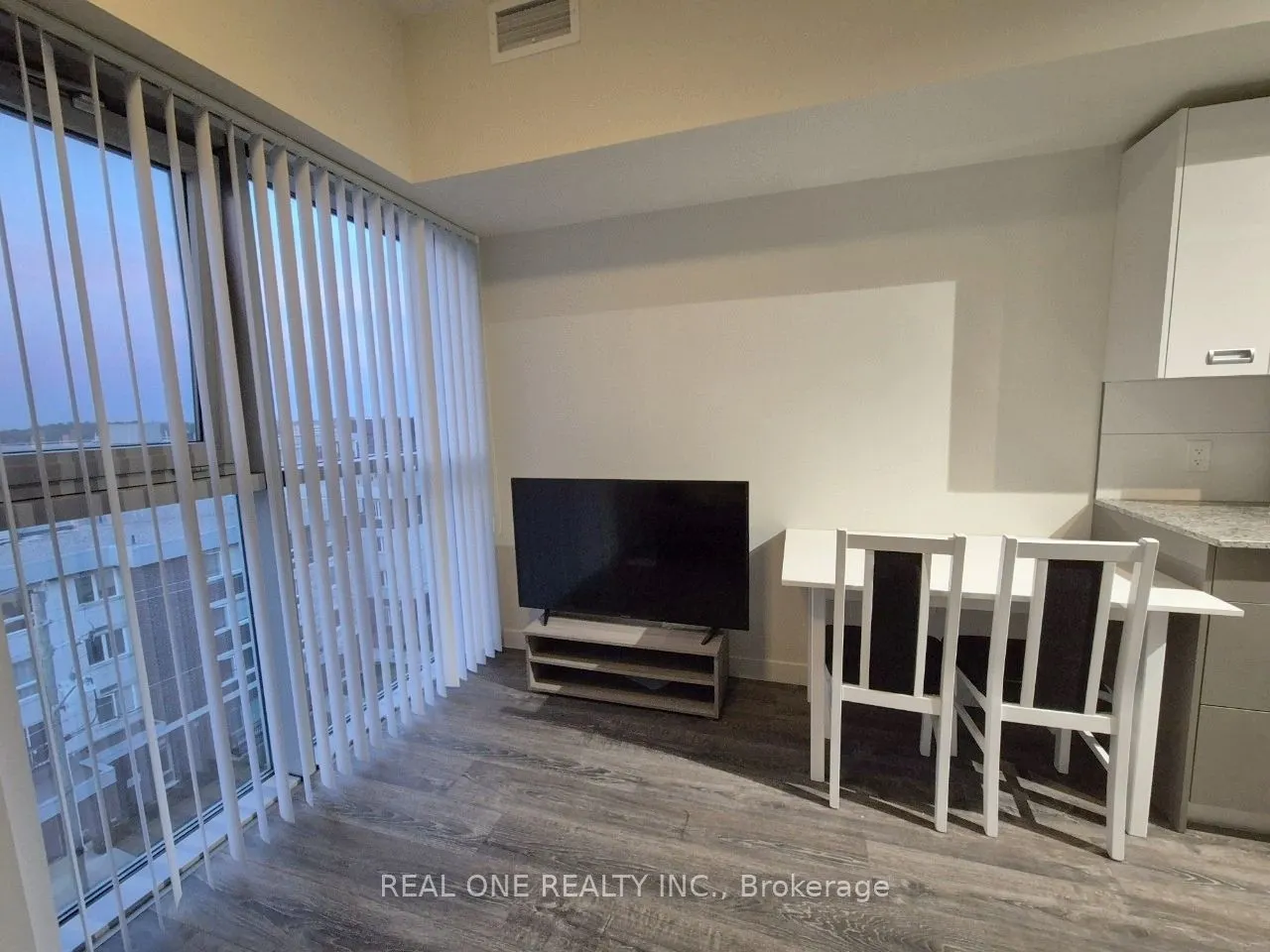 257 Hemlock Street, #604