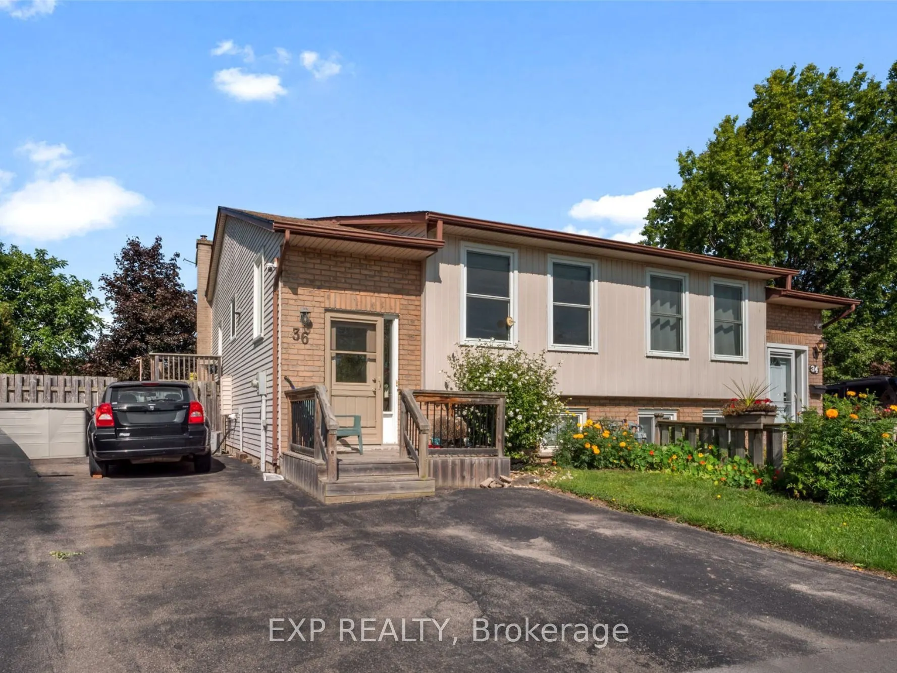 36 RAINBOW Court