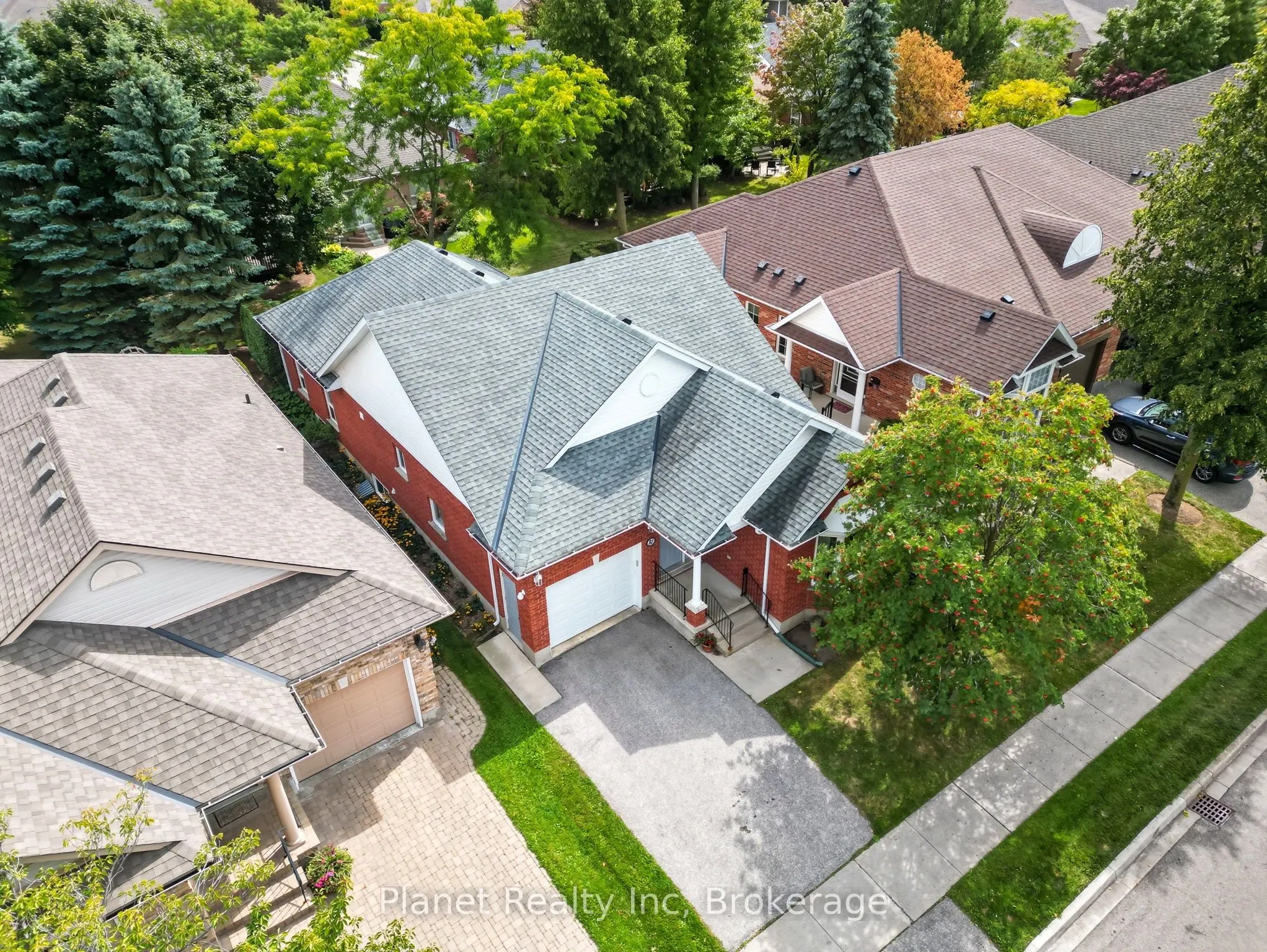 31 Honeysuckle Drive, #0
