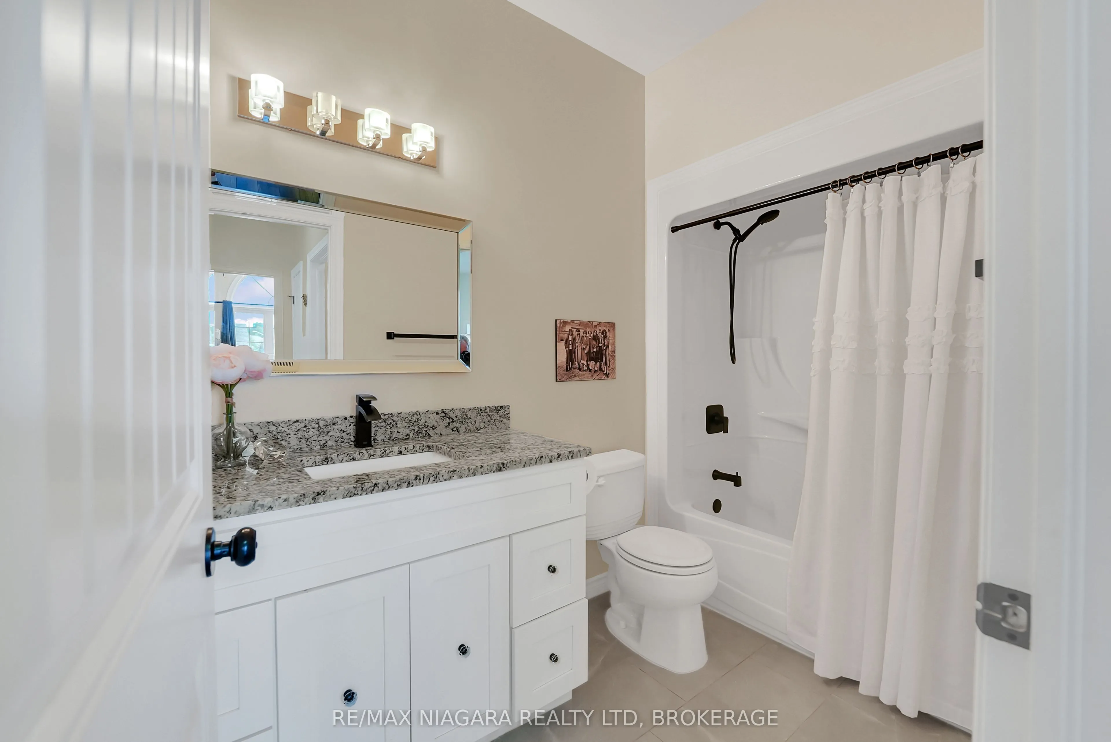 8738 Upper Canada Drive