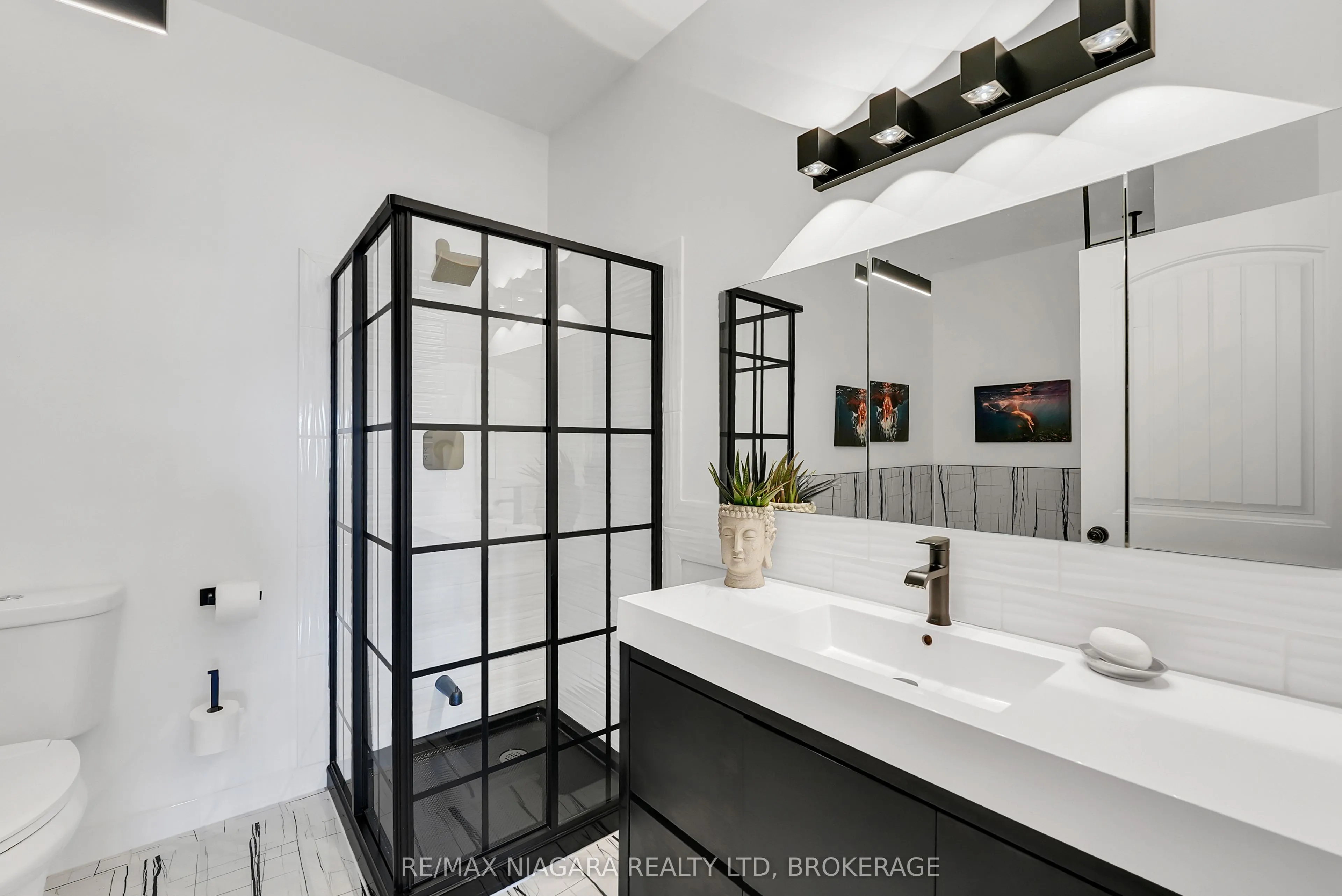 8738 Upper Canada Drive