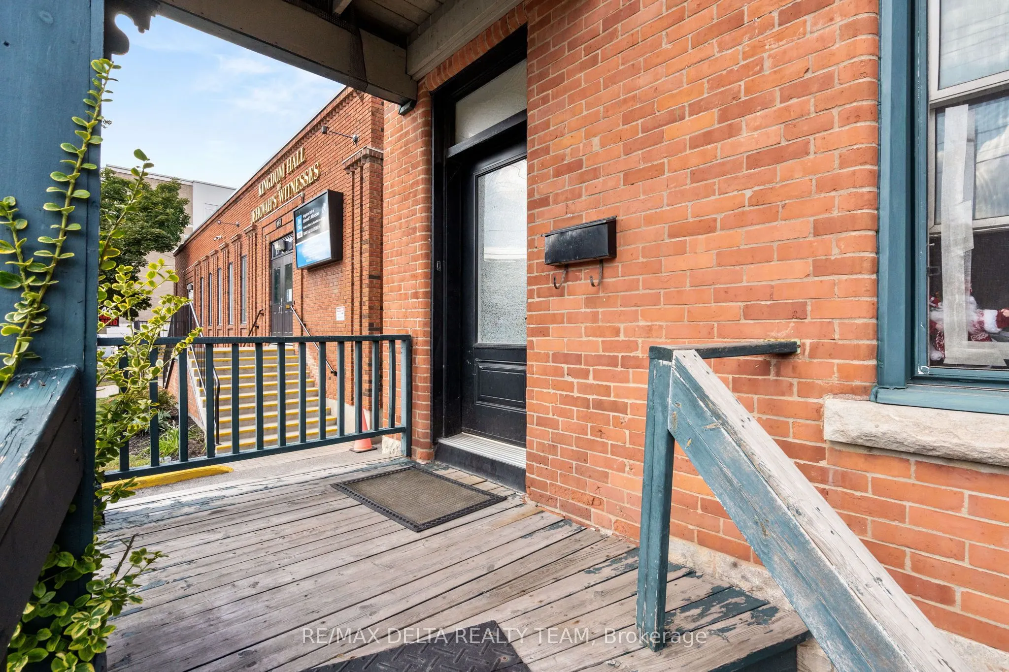 397 Gladstone Avenue