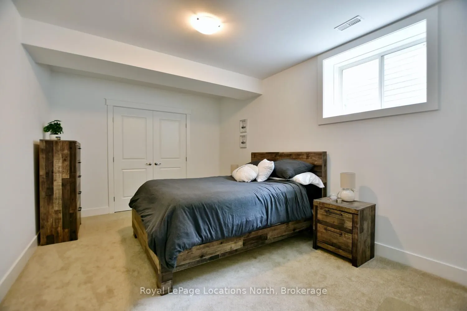 216 Snowberry Lane