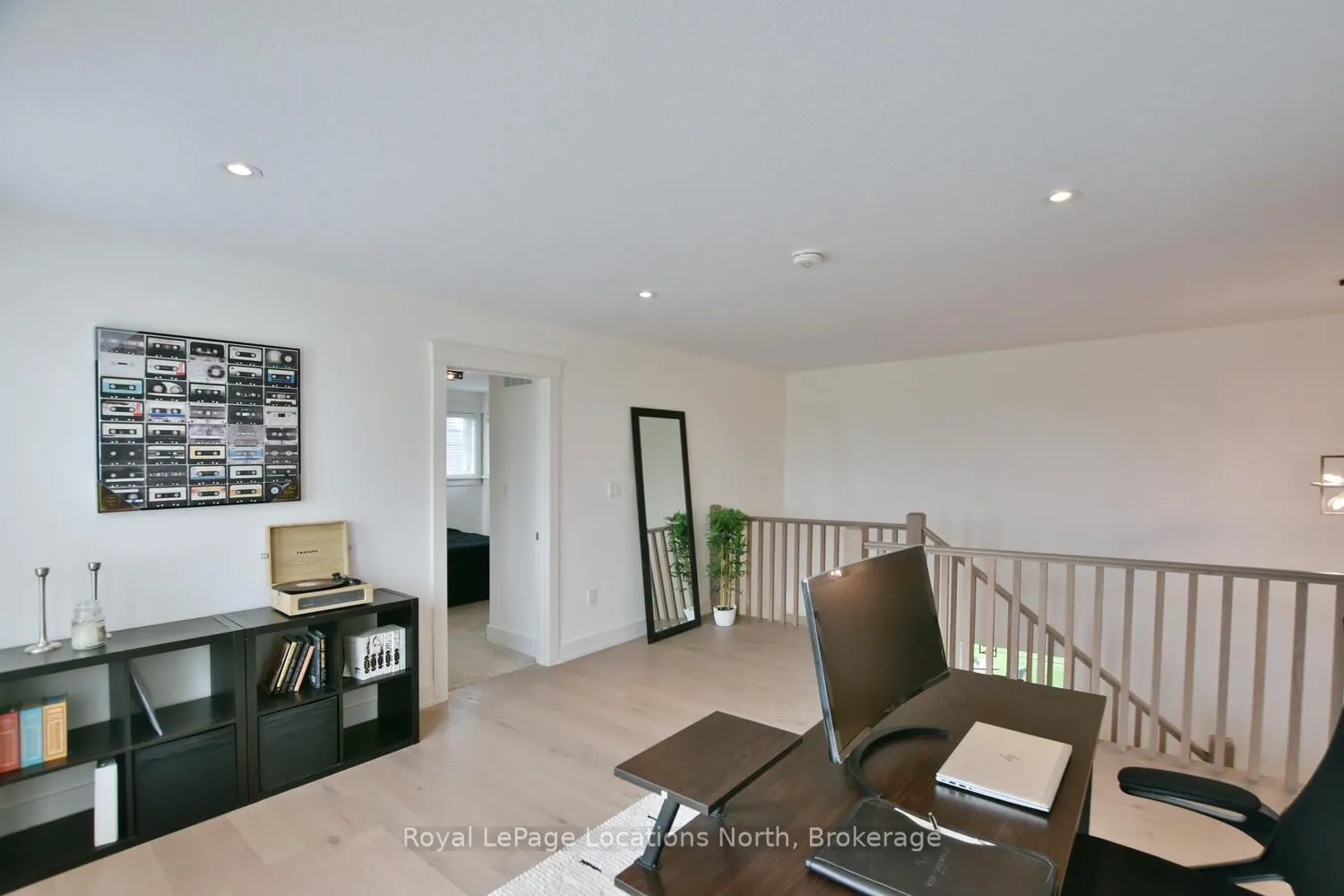 216 Snowberry Lane