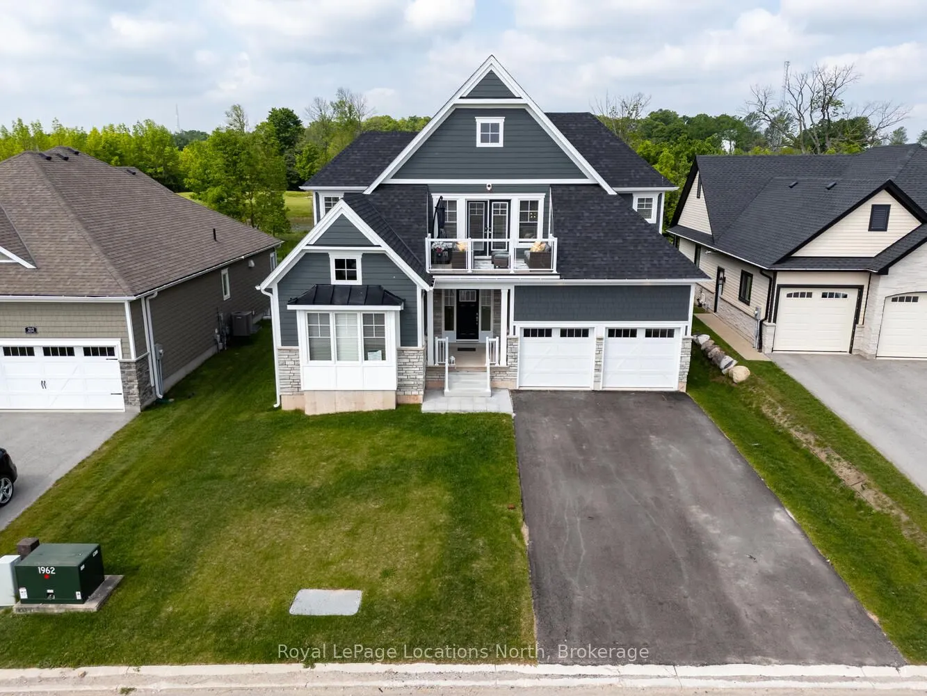 216 Snowberry Lane