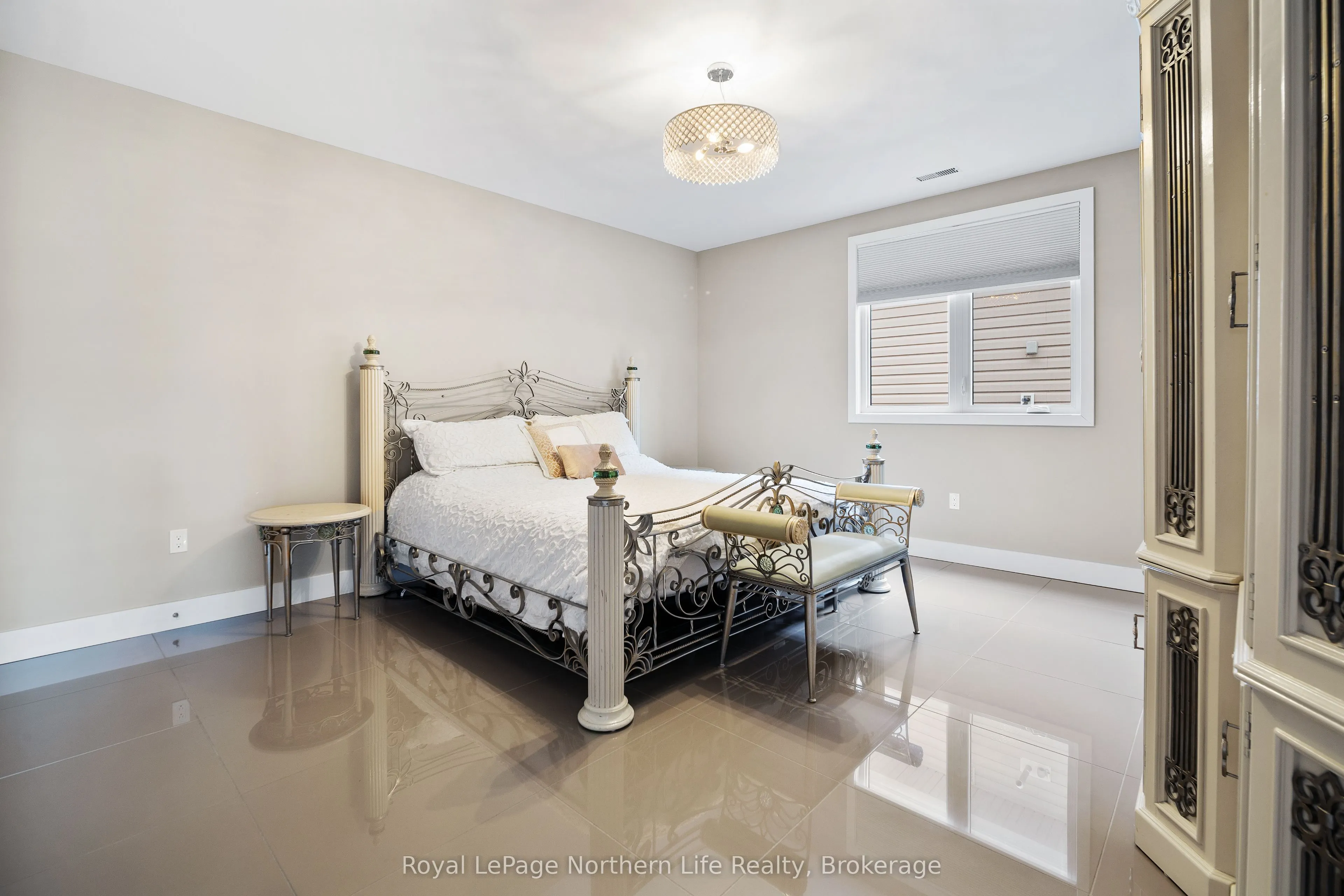 5 ZEPHYR Heights