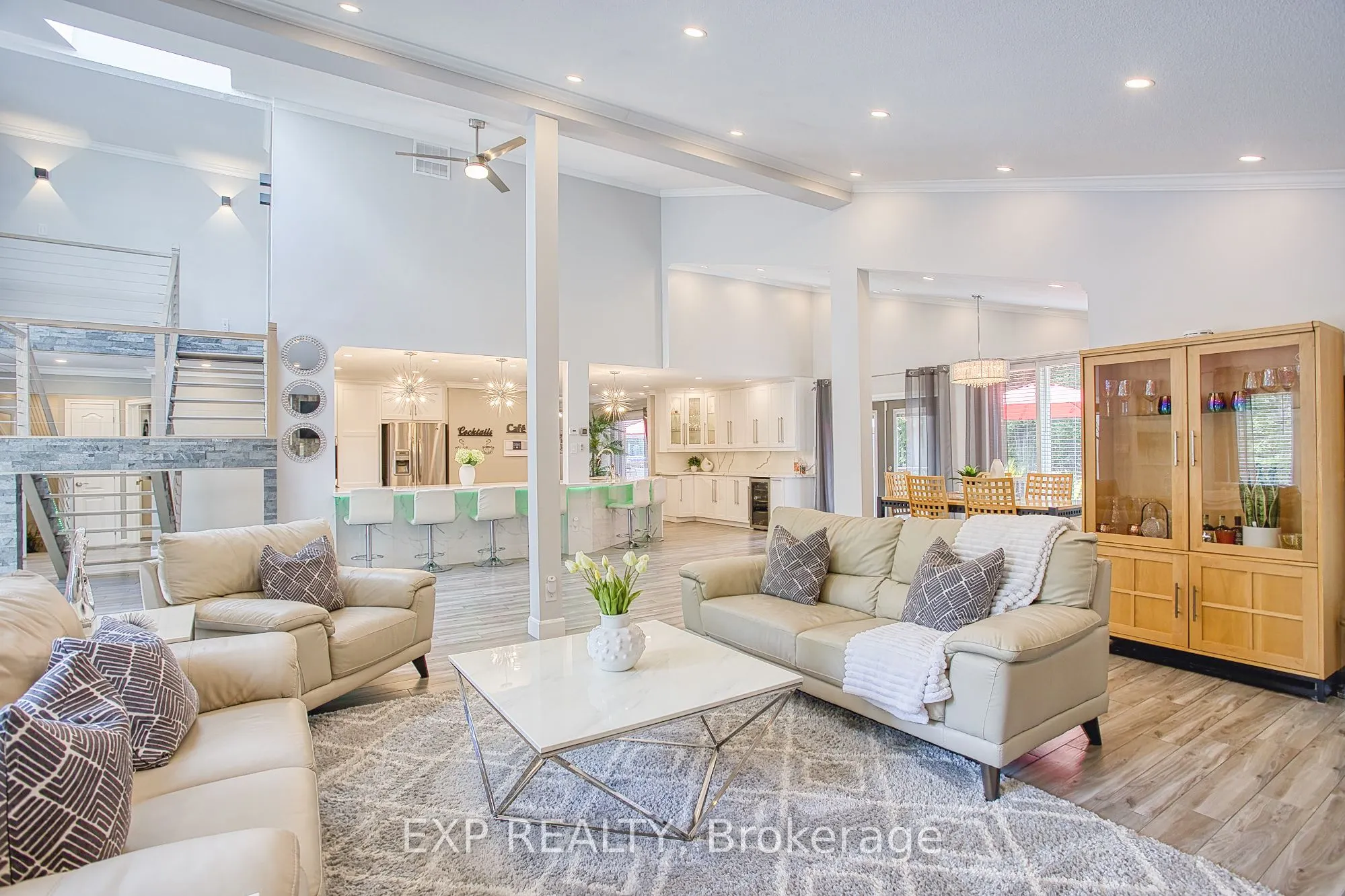 3263 Guyatt Road