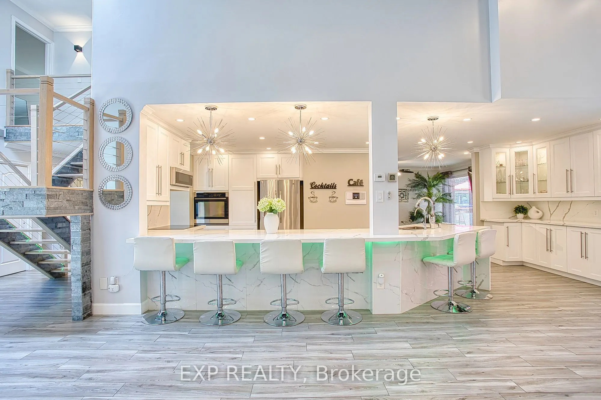 3263 Guyatt Road