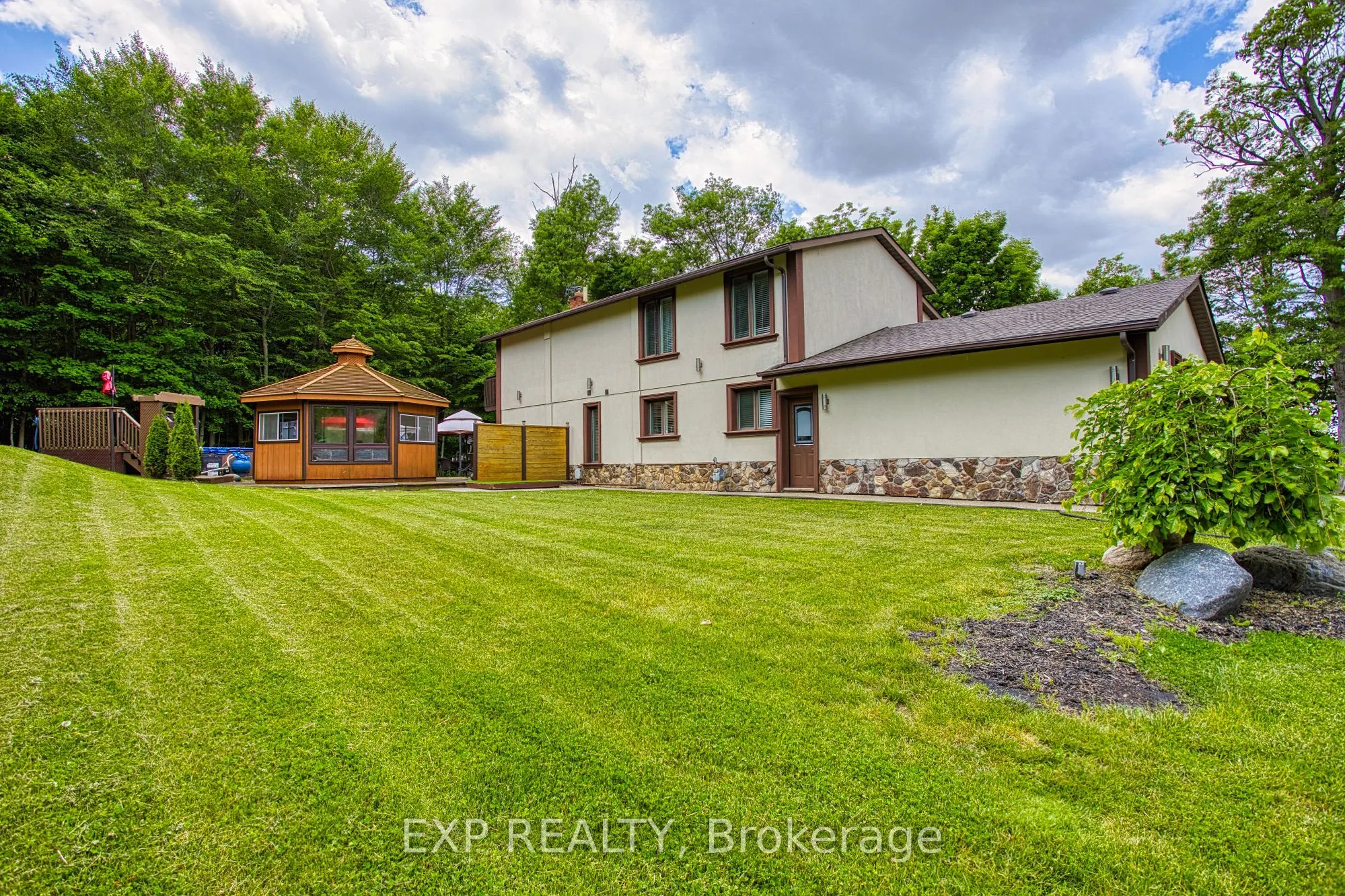 3263 Guyatt Road