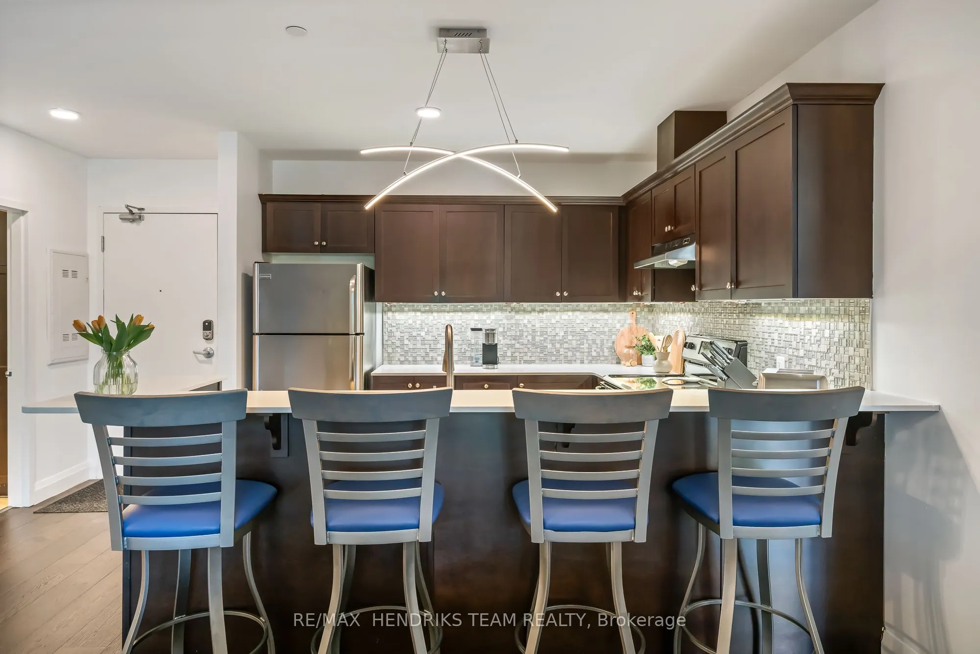 26 Wellington Street, #201