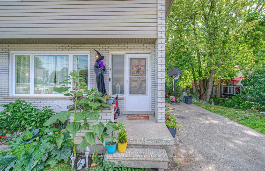 151 Franklin Street N