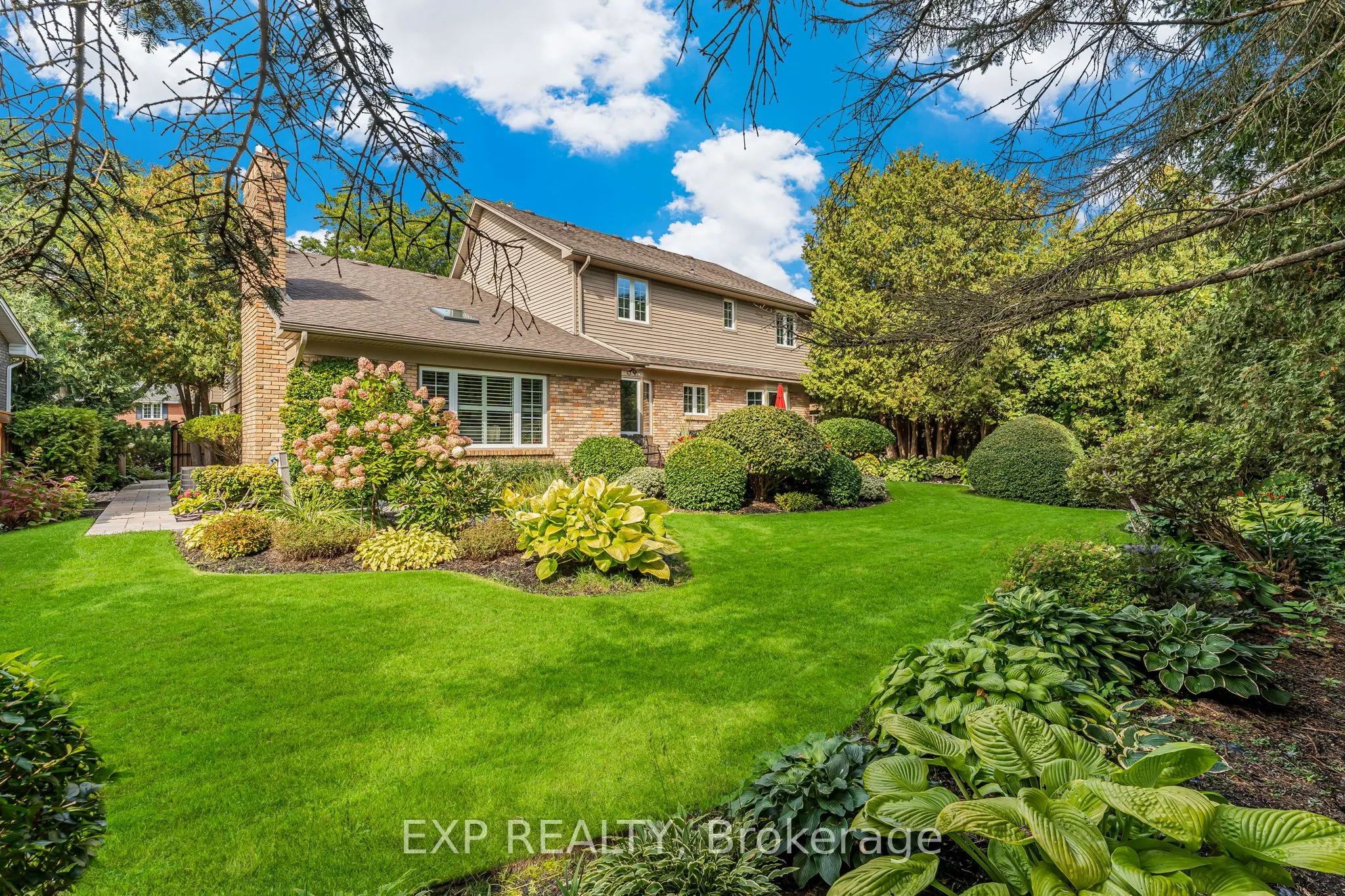 158 Broad Leaf Crescent