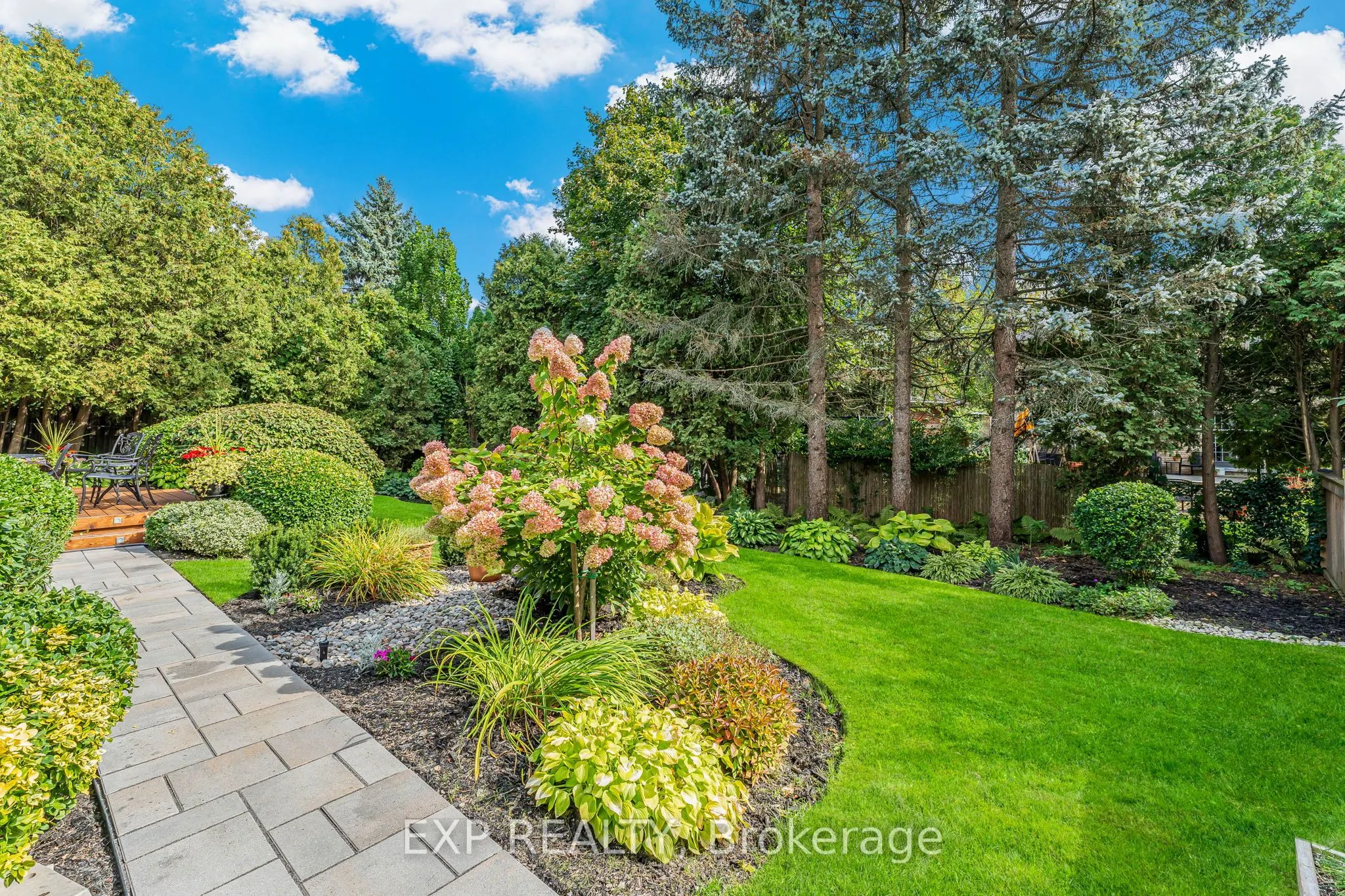 158 Broad Leaf Crescent