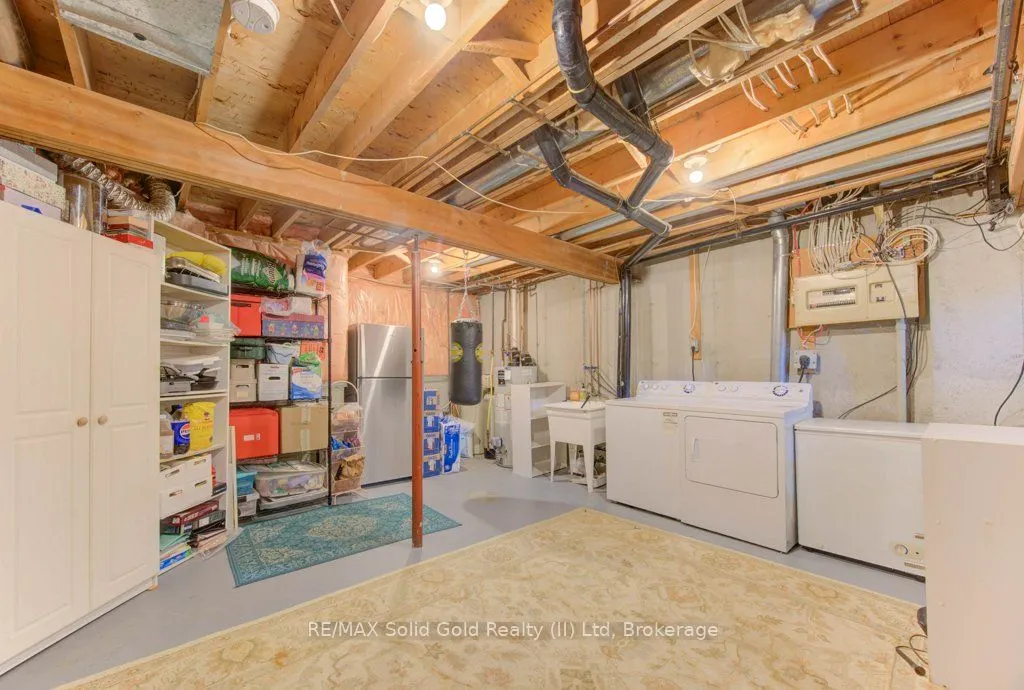 476 Kingscourt Drive, #15