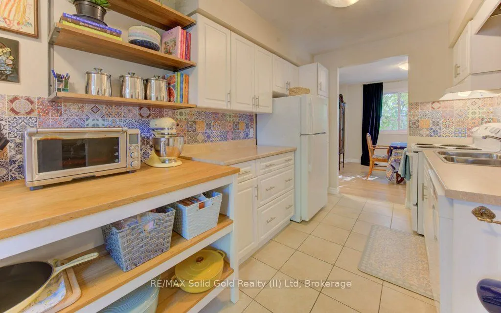 476 Kingscourt Drive, #15