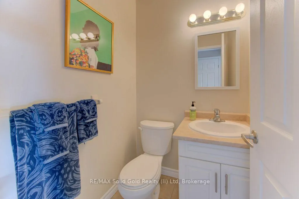 476 Kingscourt Drive, #15
