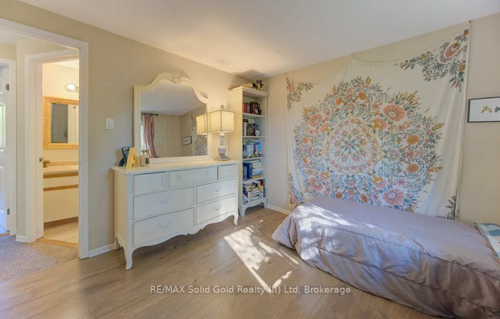 476 Kingscourt Drive, #15