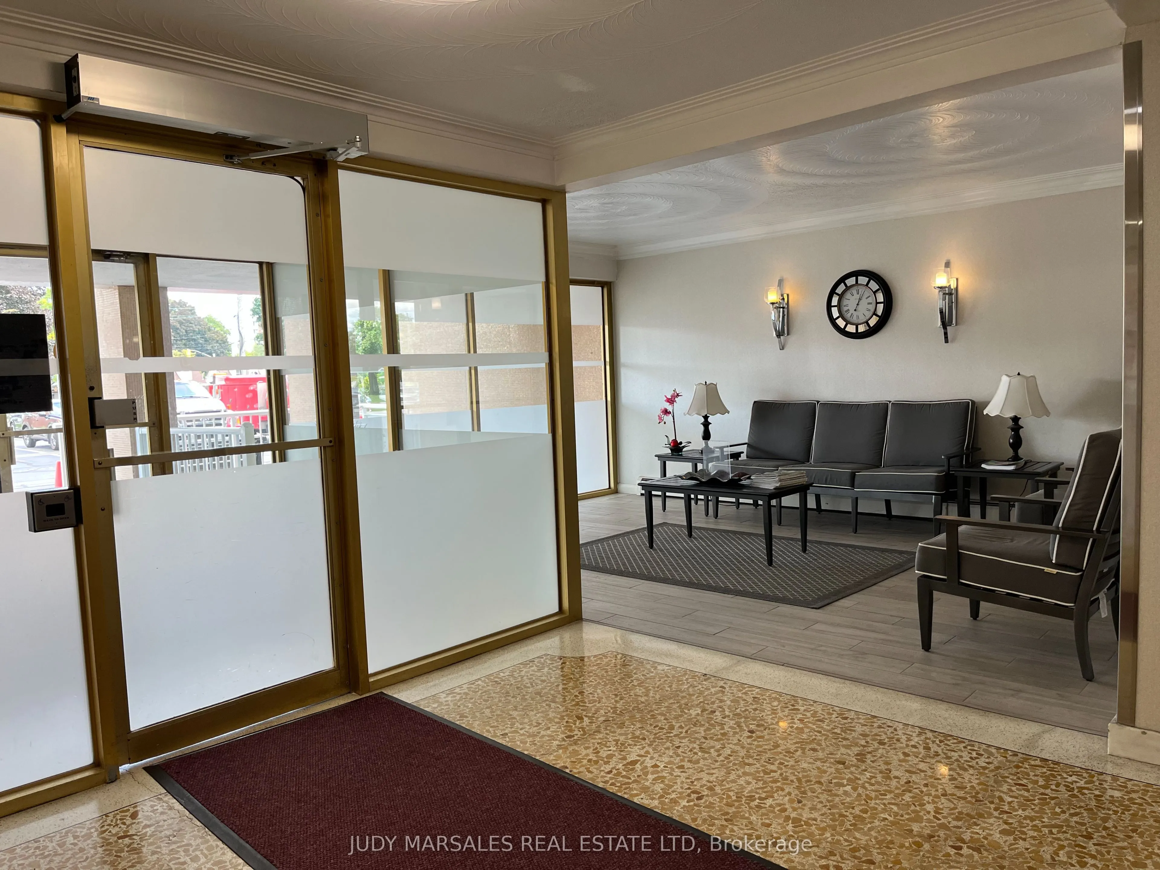10 Woodman Drive S, #308