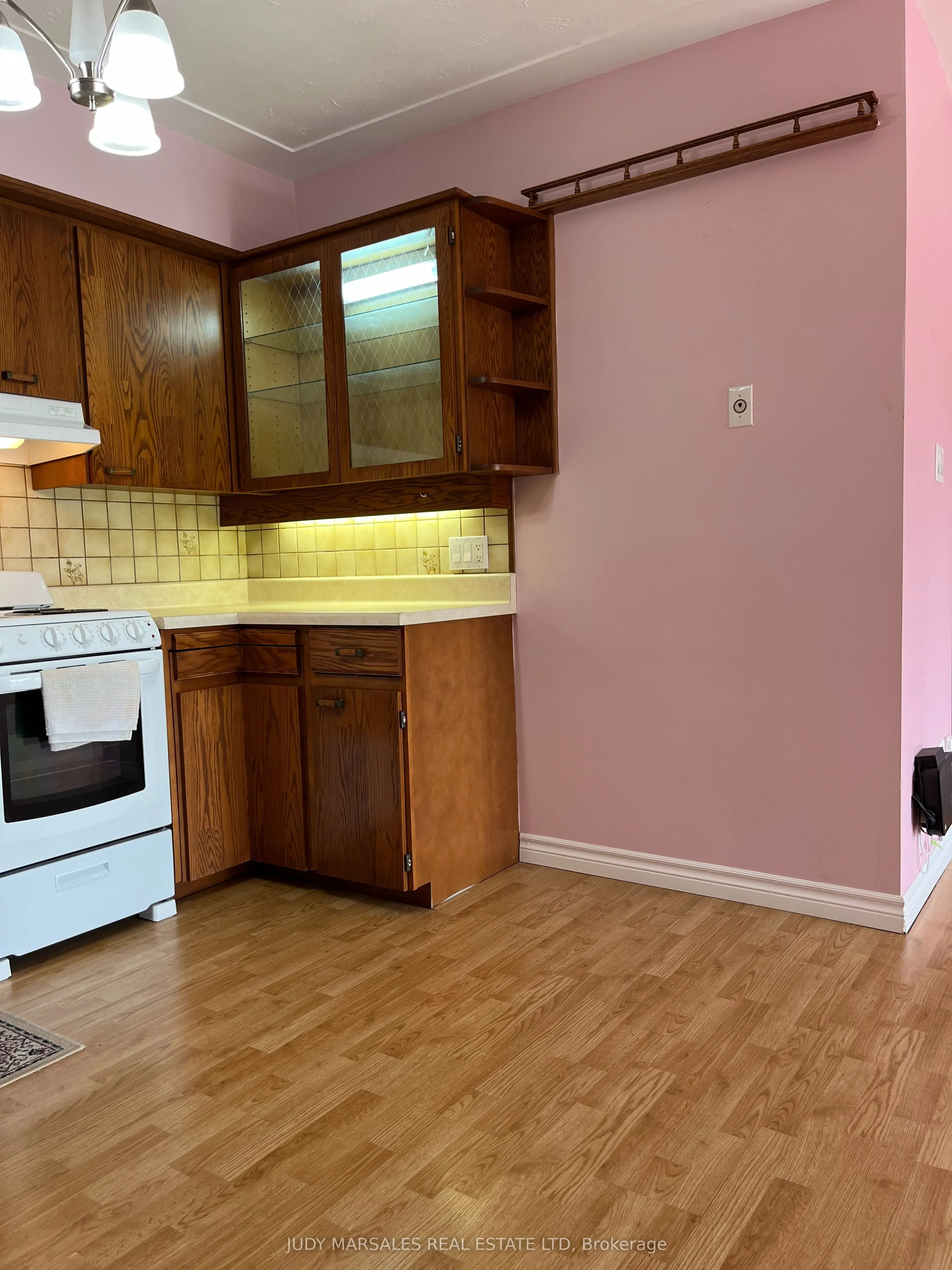 10 Woodman Drive S, #308