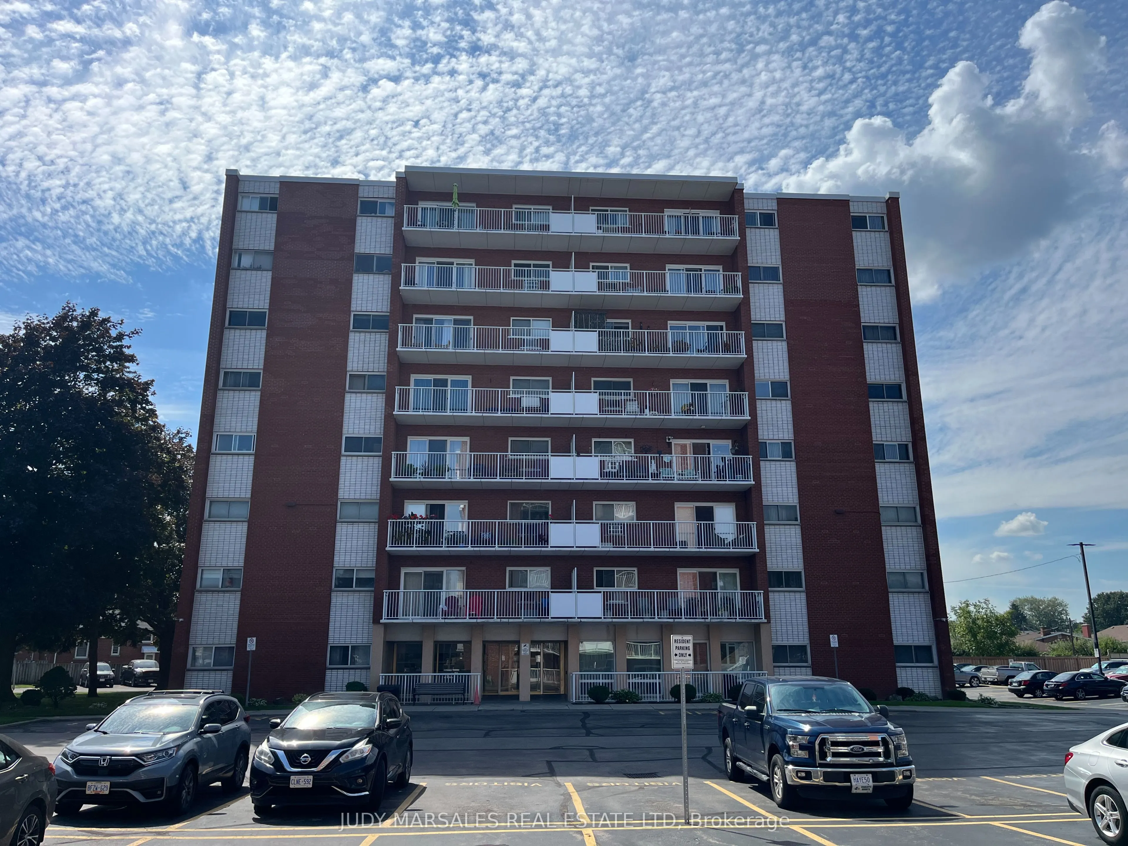 10 Woodman Drive S, #308