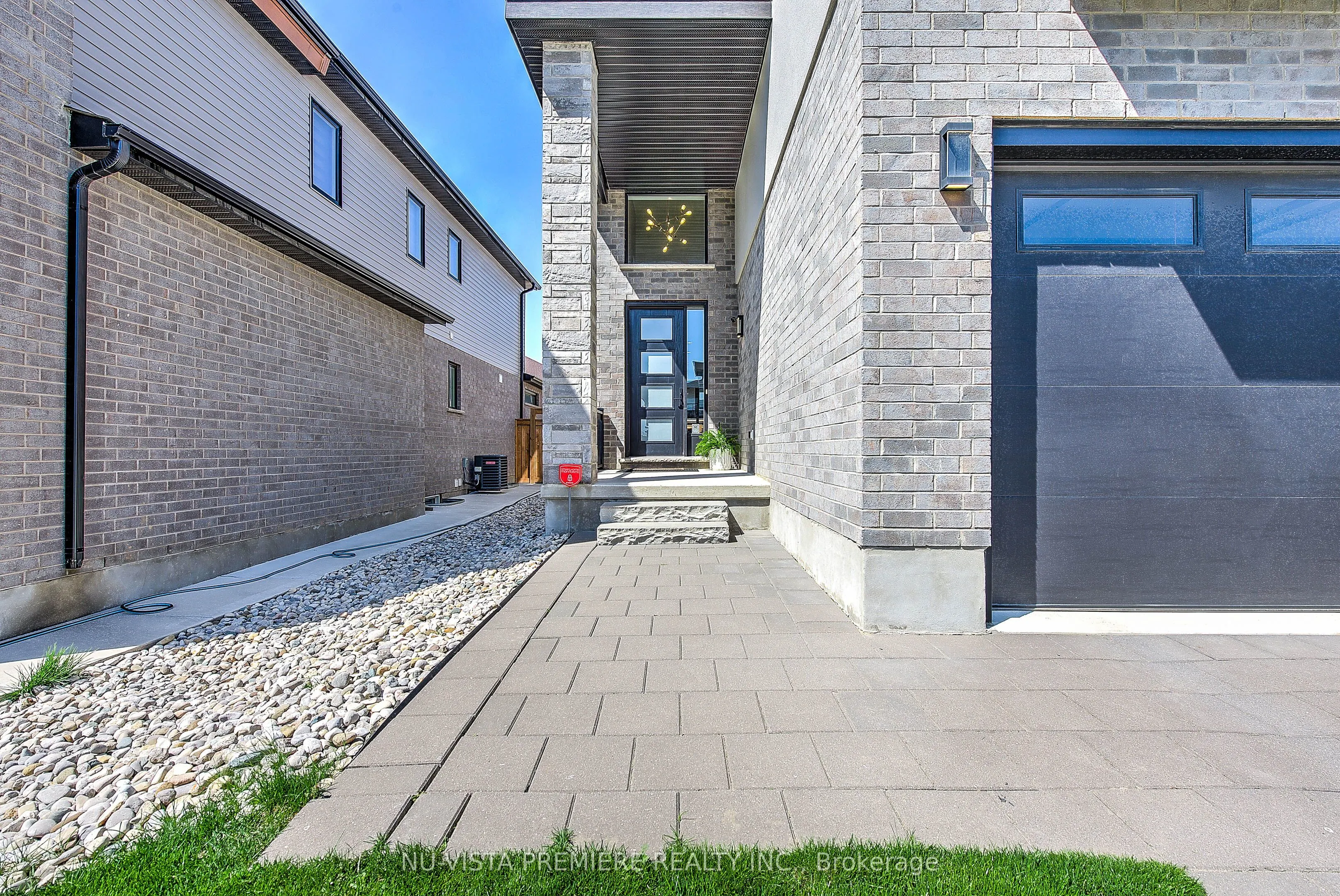 1794 BRUNSON Way
