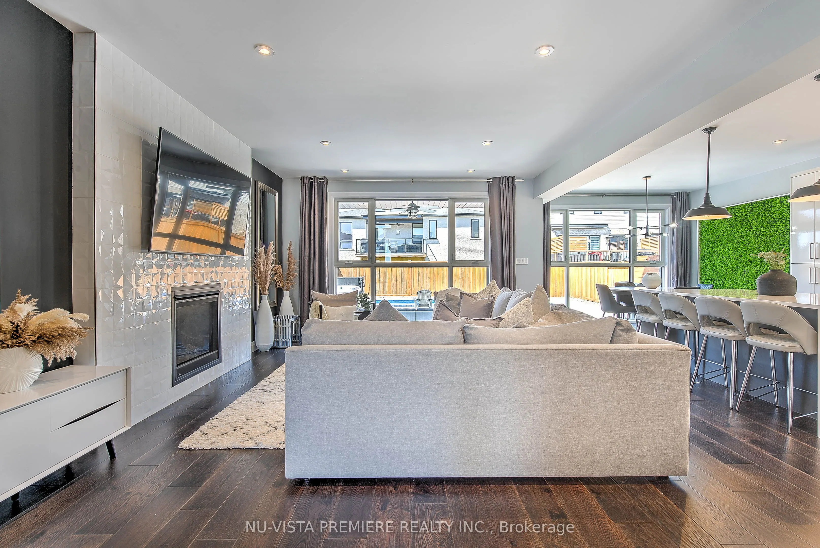 1794 BRUNSON Way