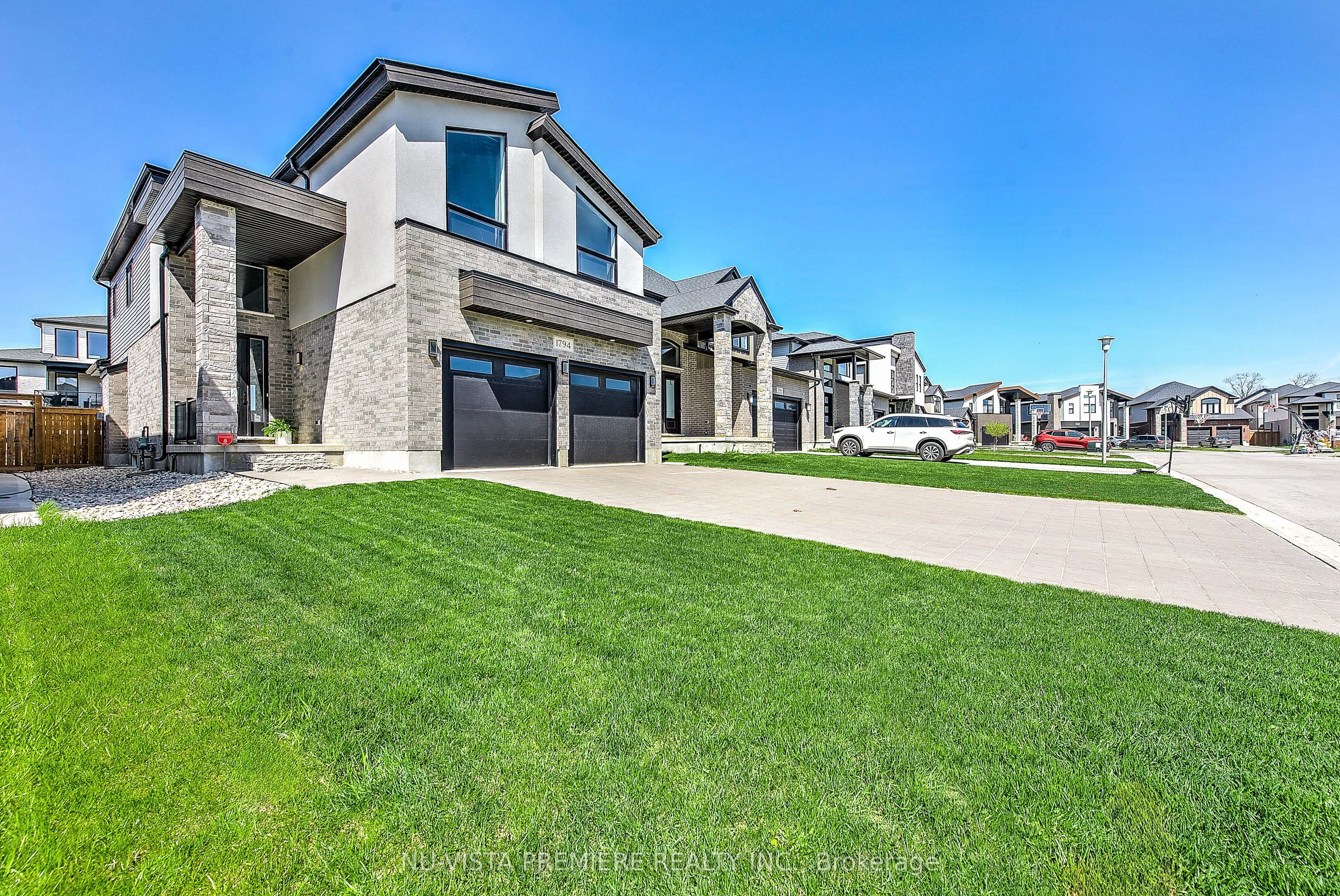 1794 BRUNSON Way