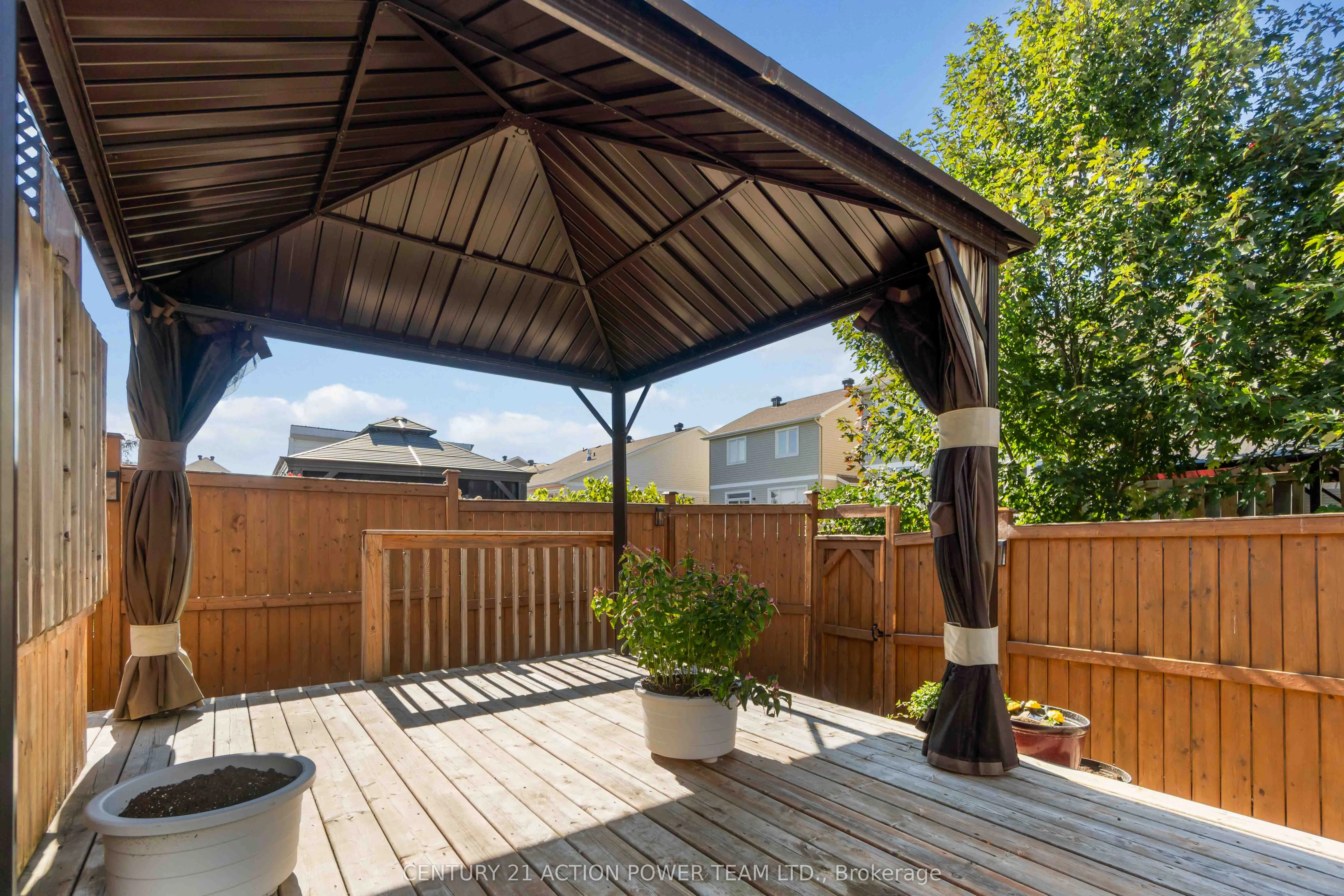 77 Desmond Trudeau Drive