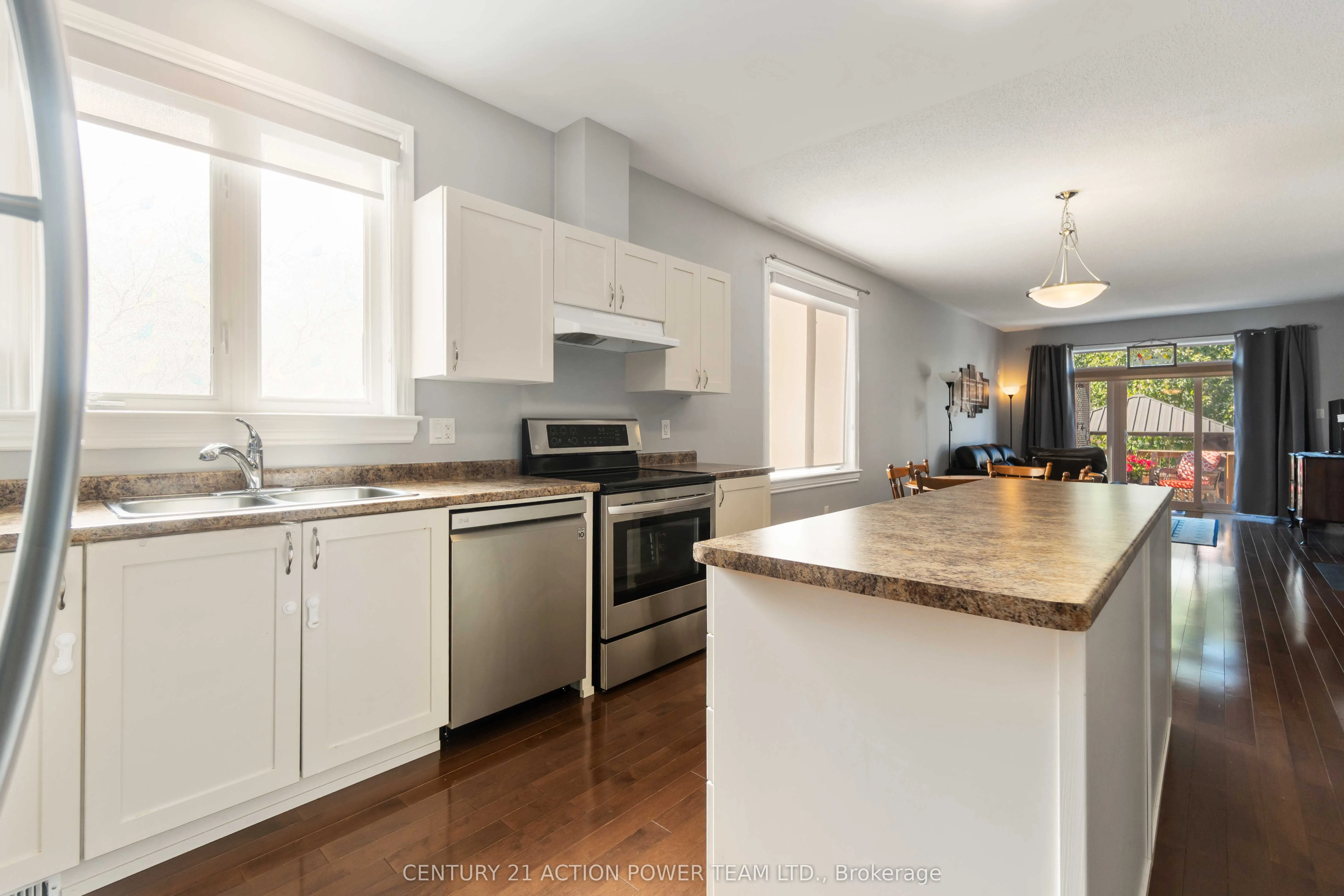 77 Desmond Trudeau Drive