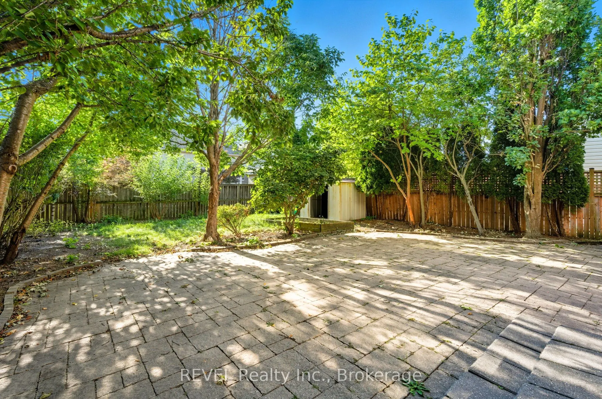 114 WESTLAND Street