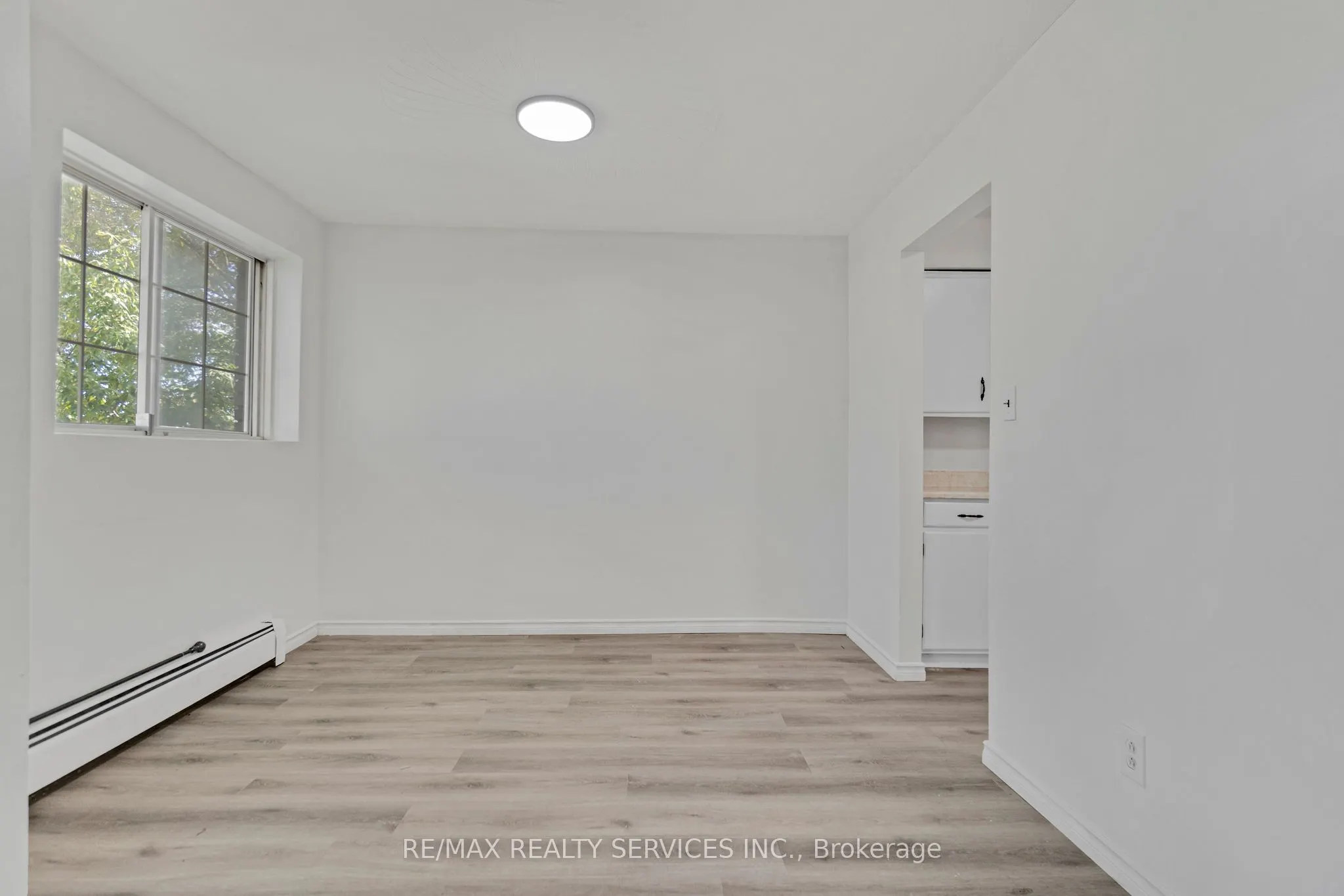 4218 Portage Road, #204