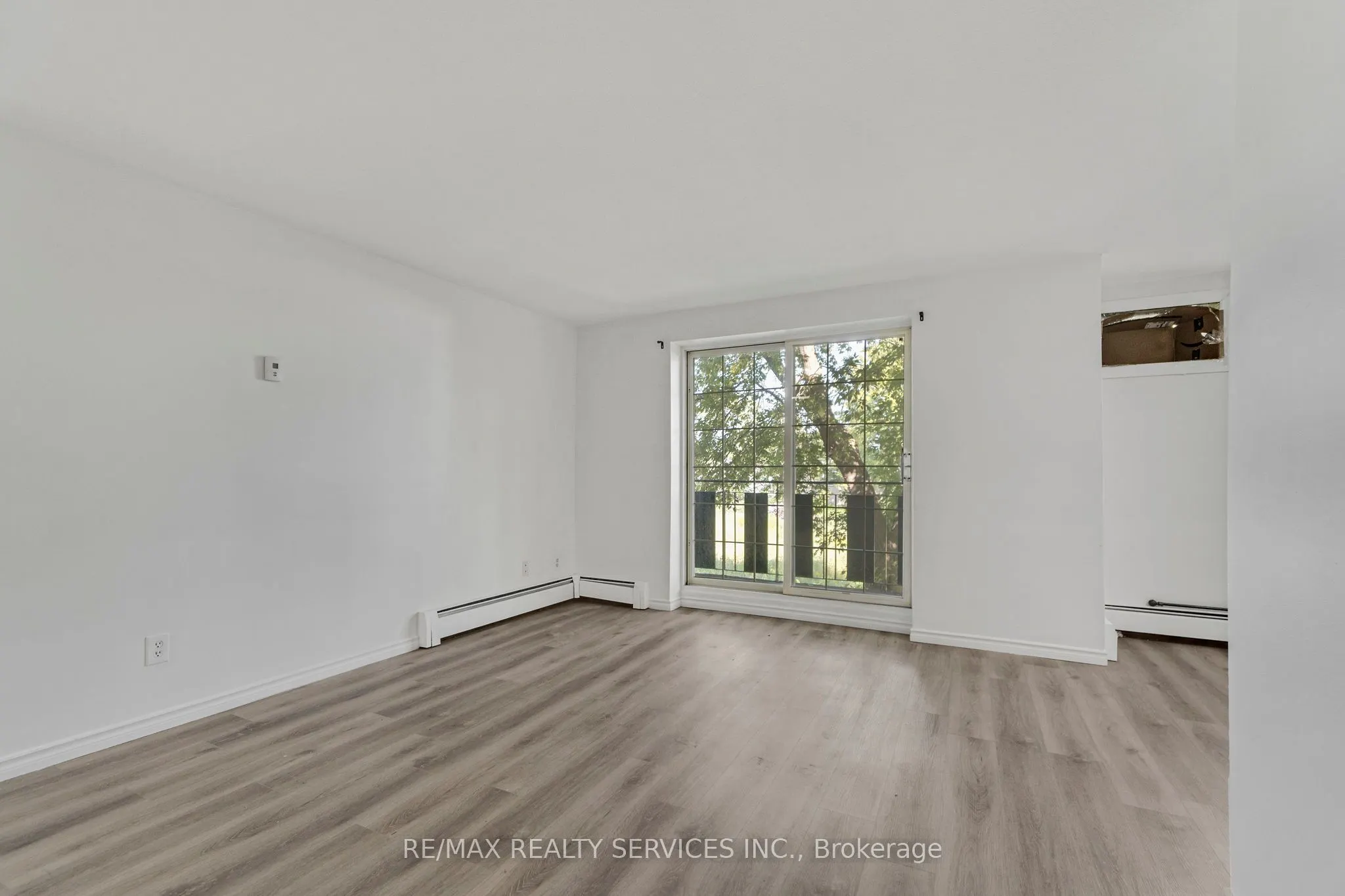 4218 Portage Road, #204
