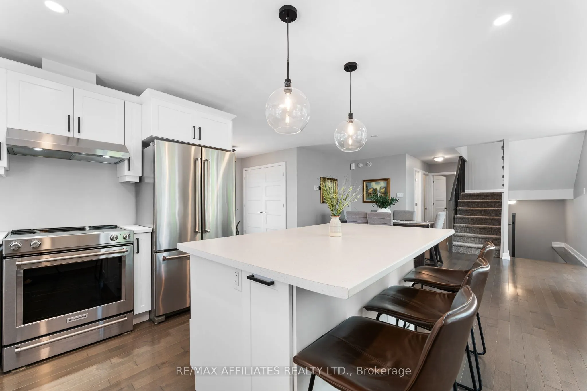 156 Hybrid Street