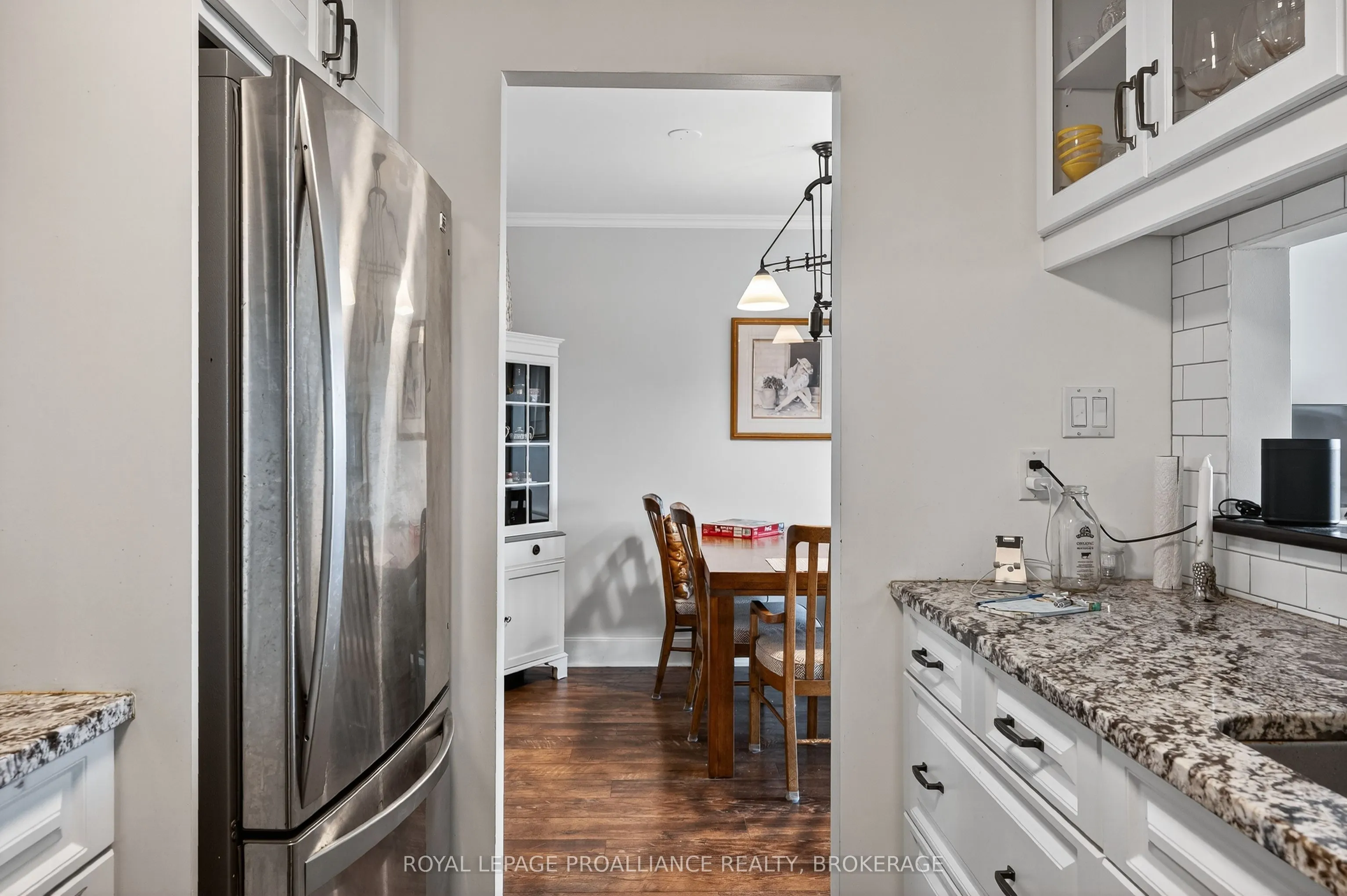 2 Bay Street, #304