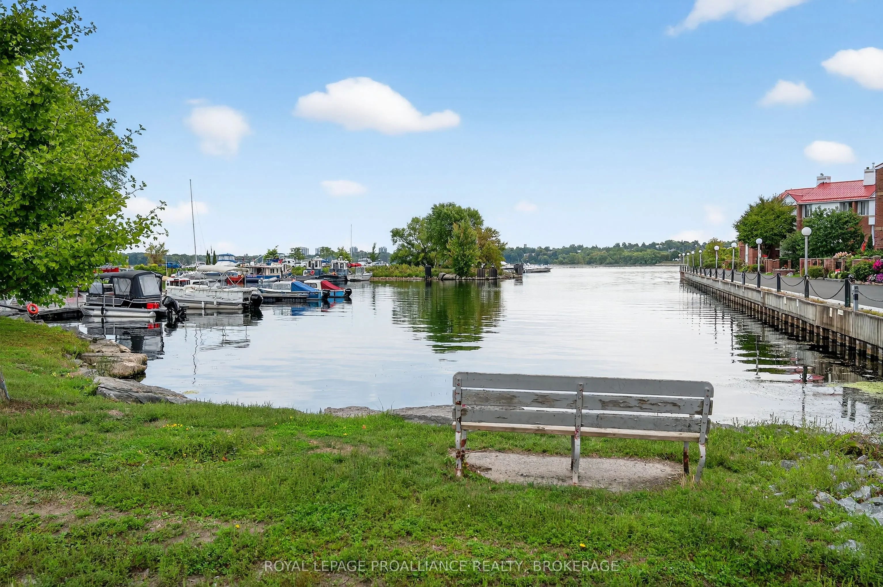 2 Bay Street, #304