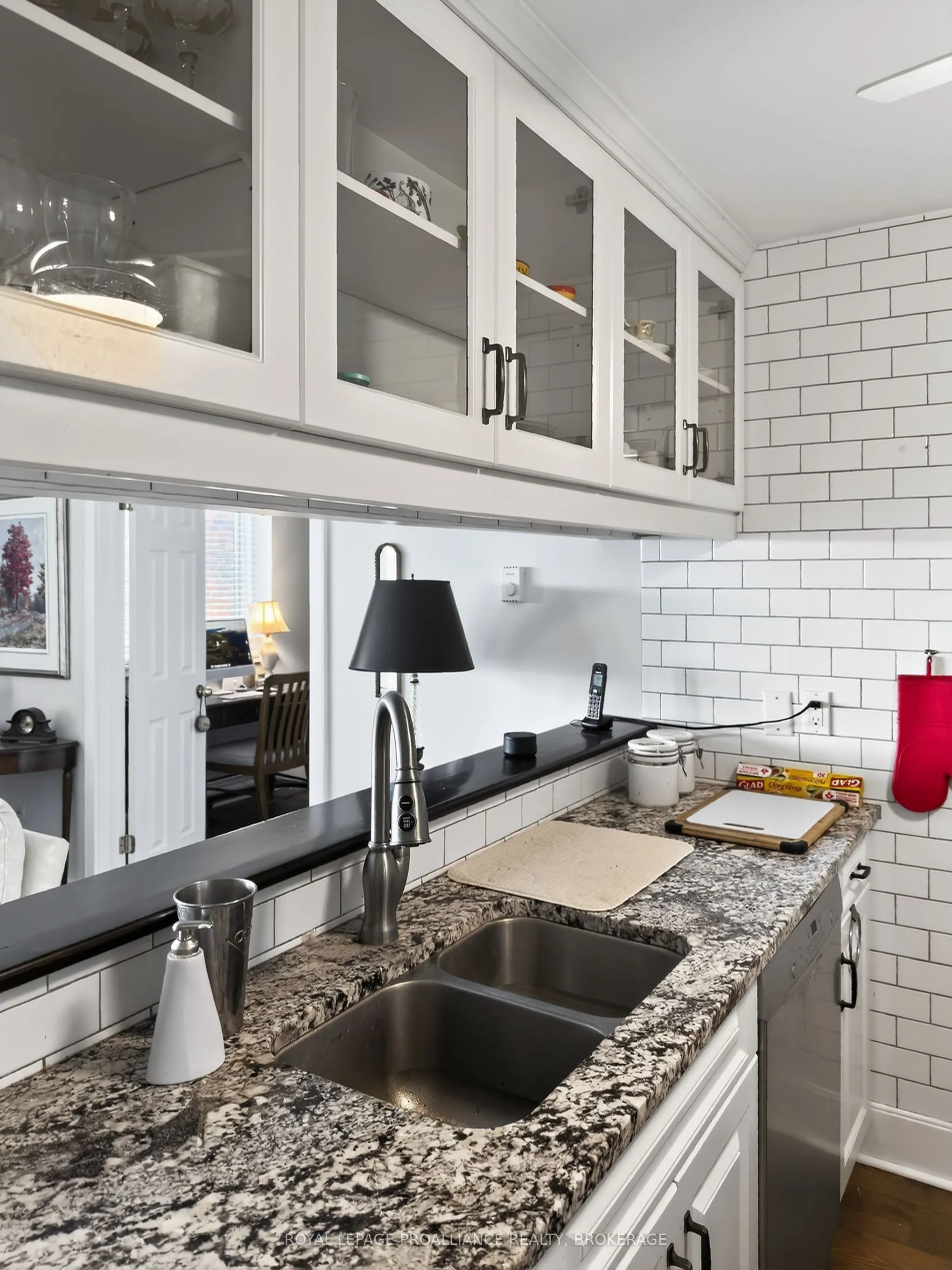 2 Bay Street, #304