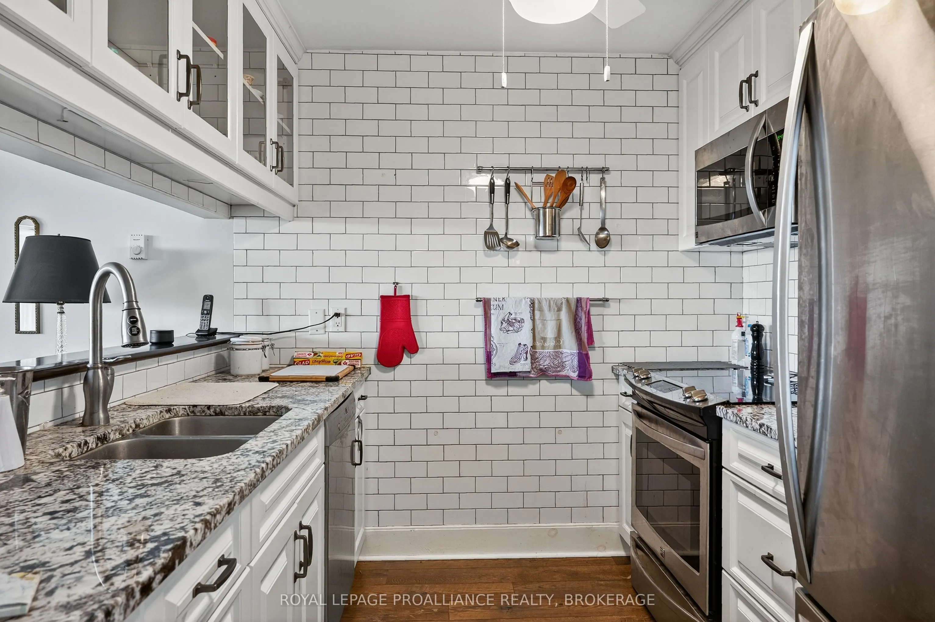 2 Bay Street, #304