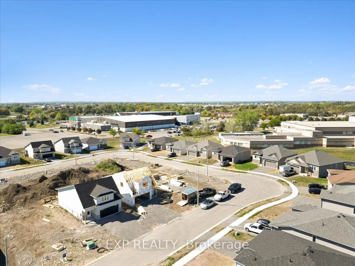 62 Summit Crescent