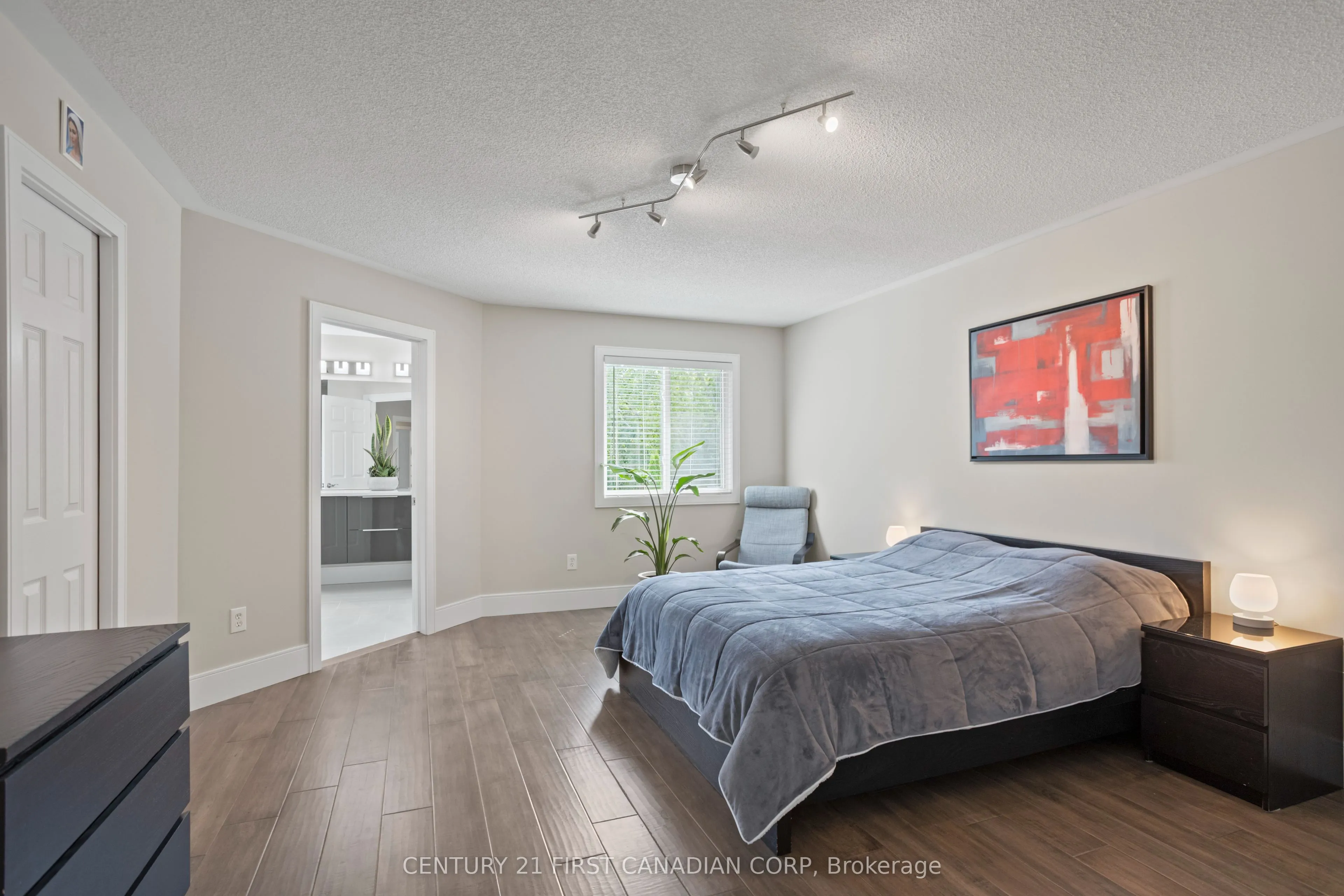 1075 Blackmaple Court