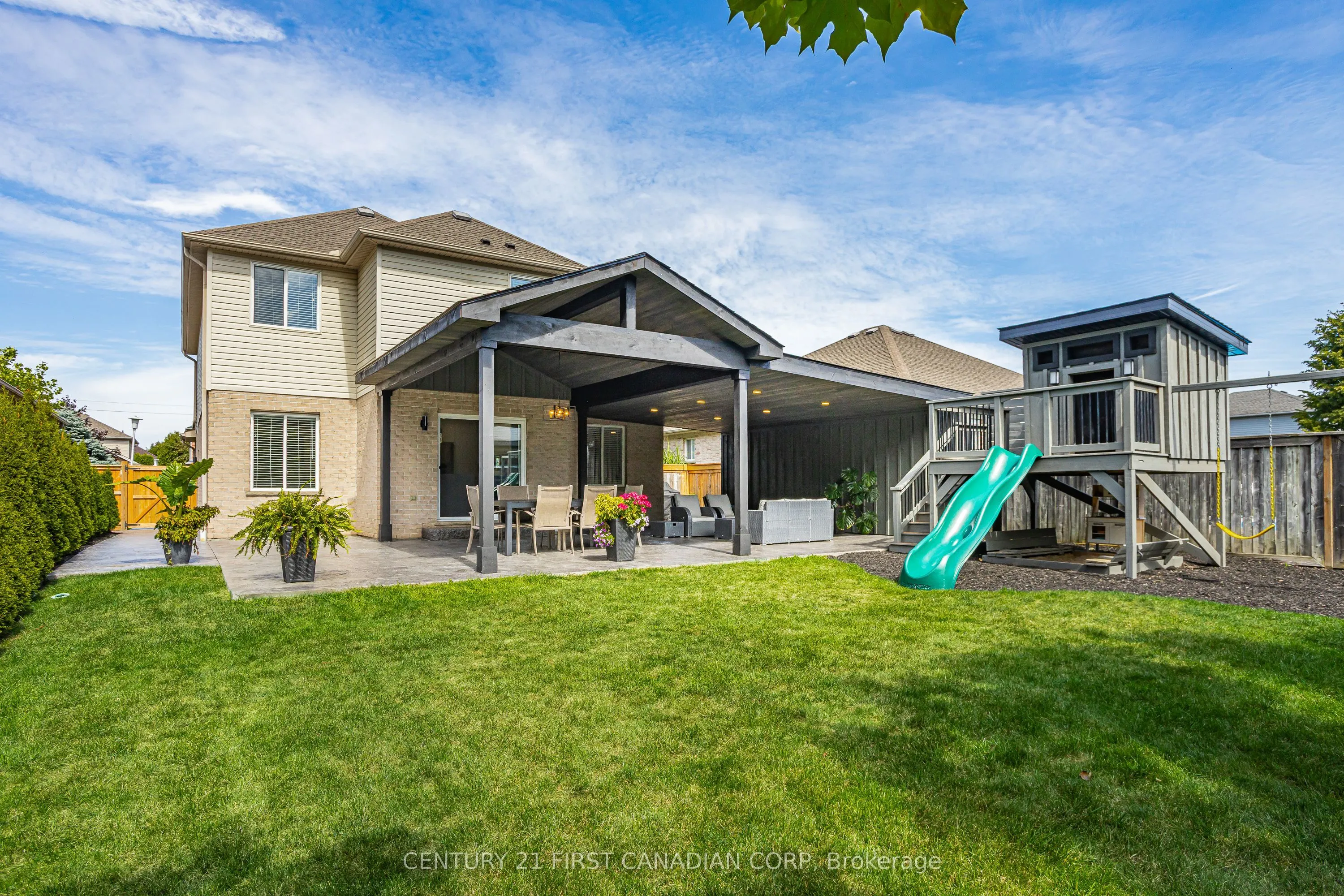 1075 Blackmaple Court